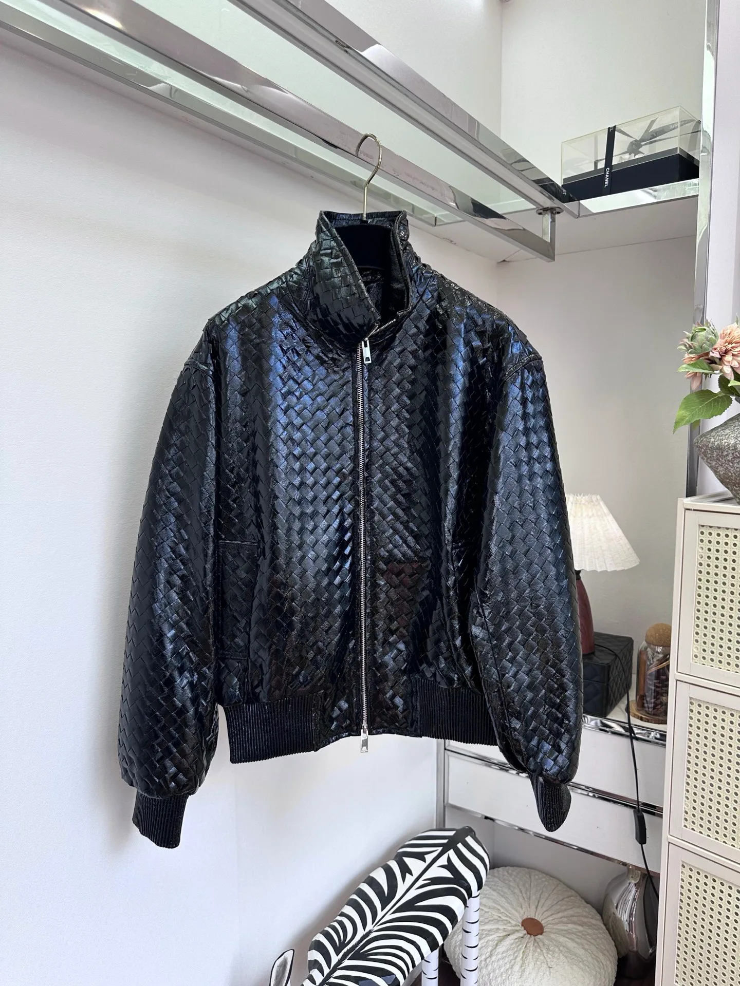 Кожаные Куртки И Дублёнки Женские Bottega Veneta 18721840