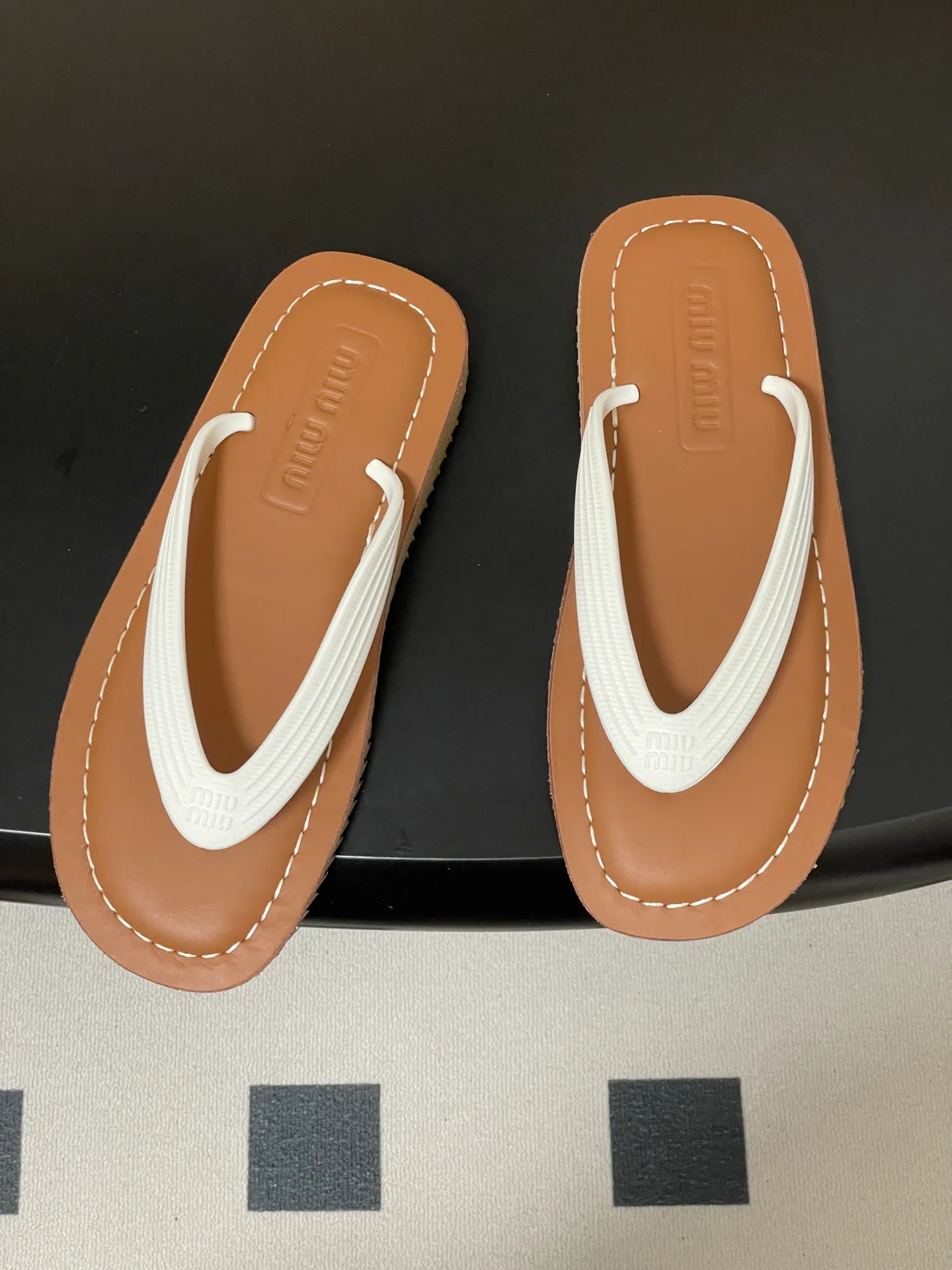 Шлепанцы Женские Miu Miu 13343854