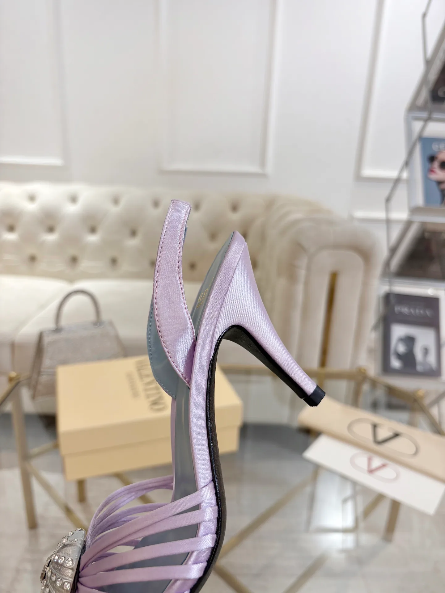 Босоножки Женские Valentino 18135269