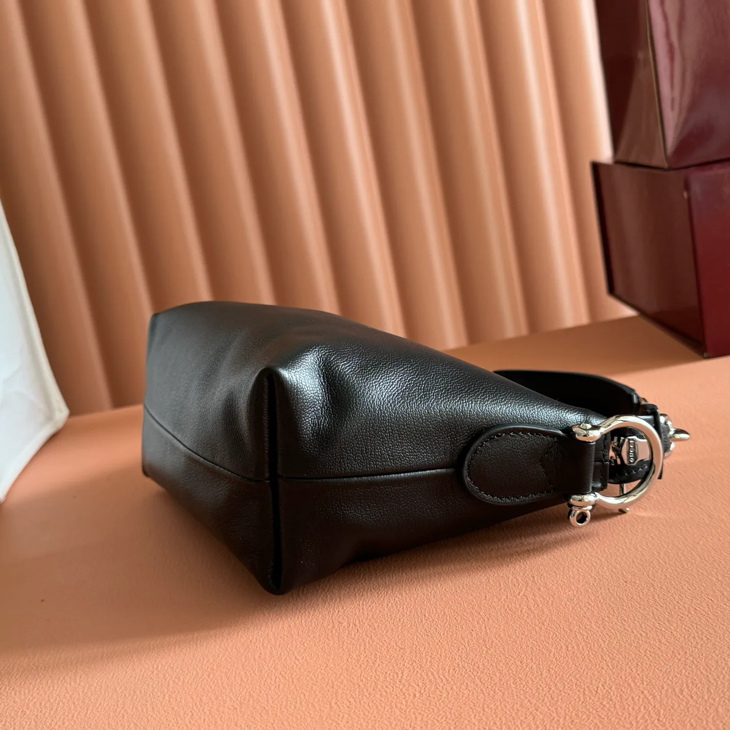 Классические Сумки Женские Gucci 12859971