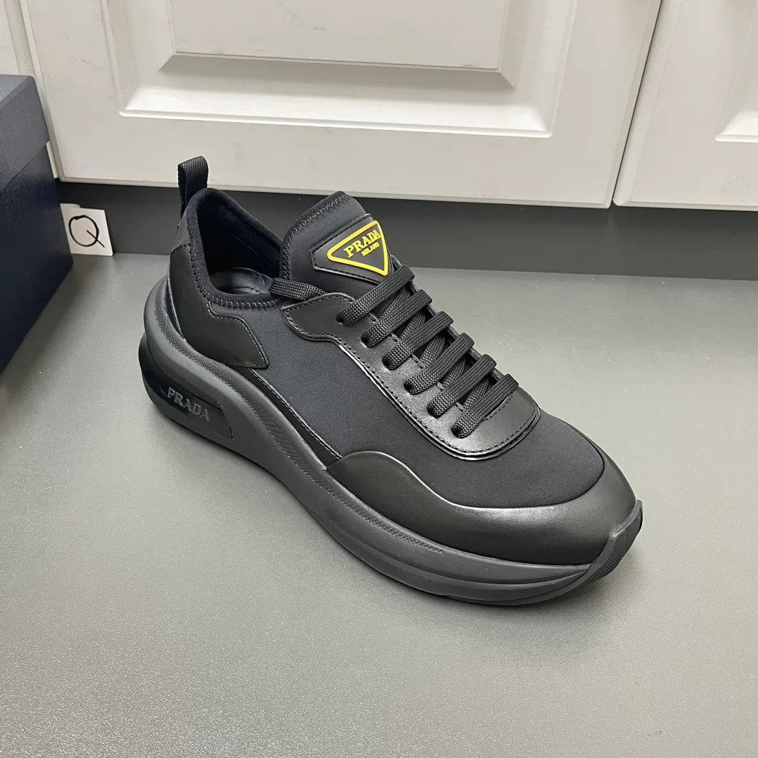 Кроссовки Мужские Prada 2575575