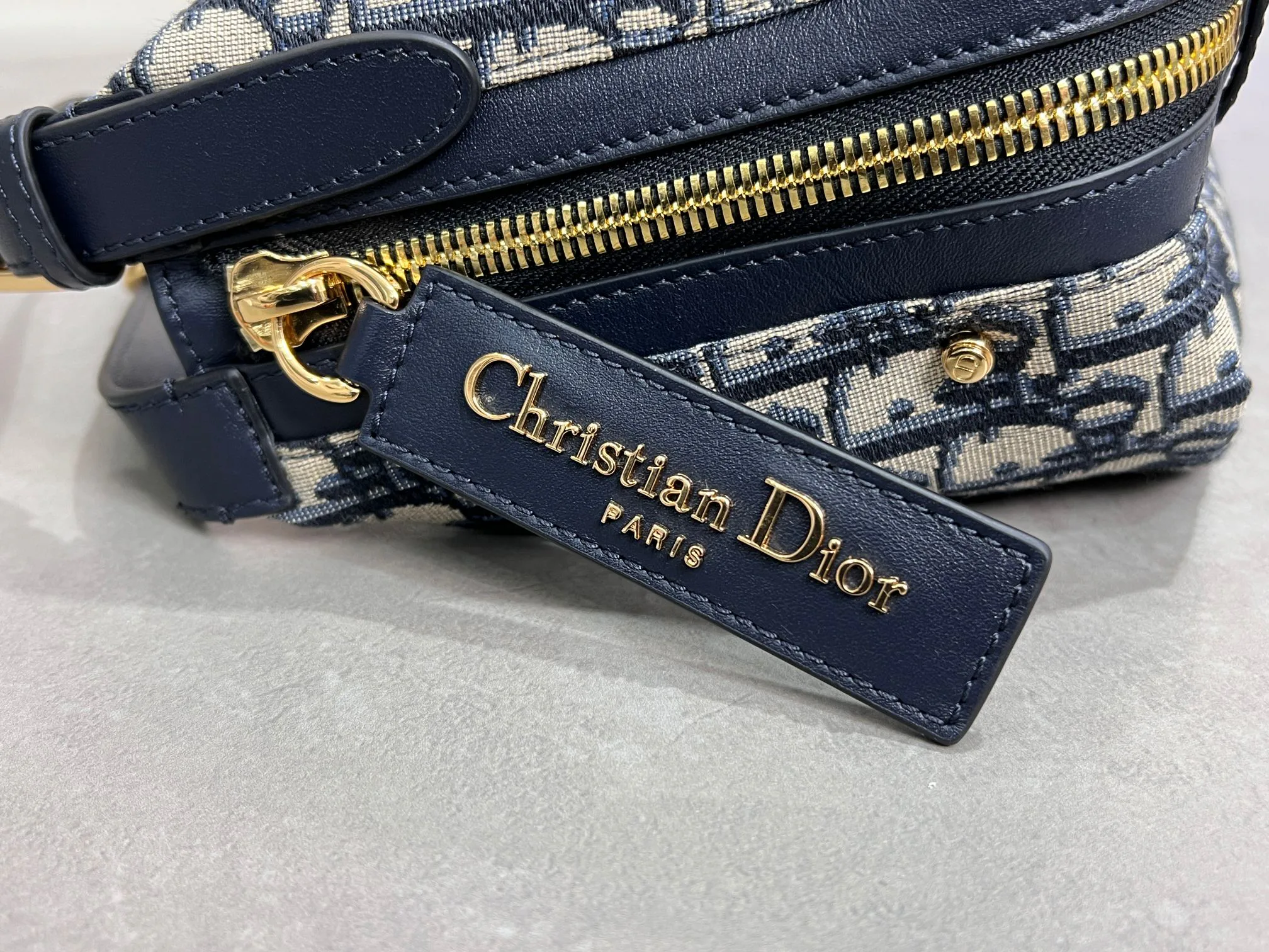 Классические Сумки Женские Christian Dior 12594857