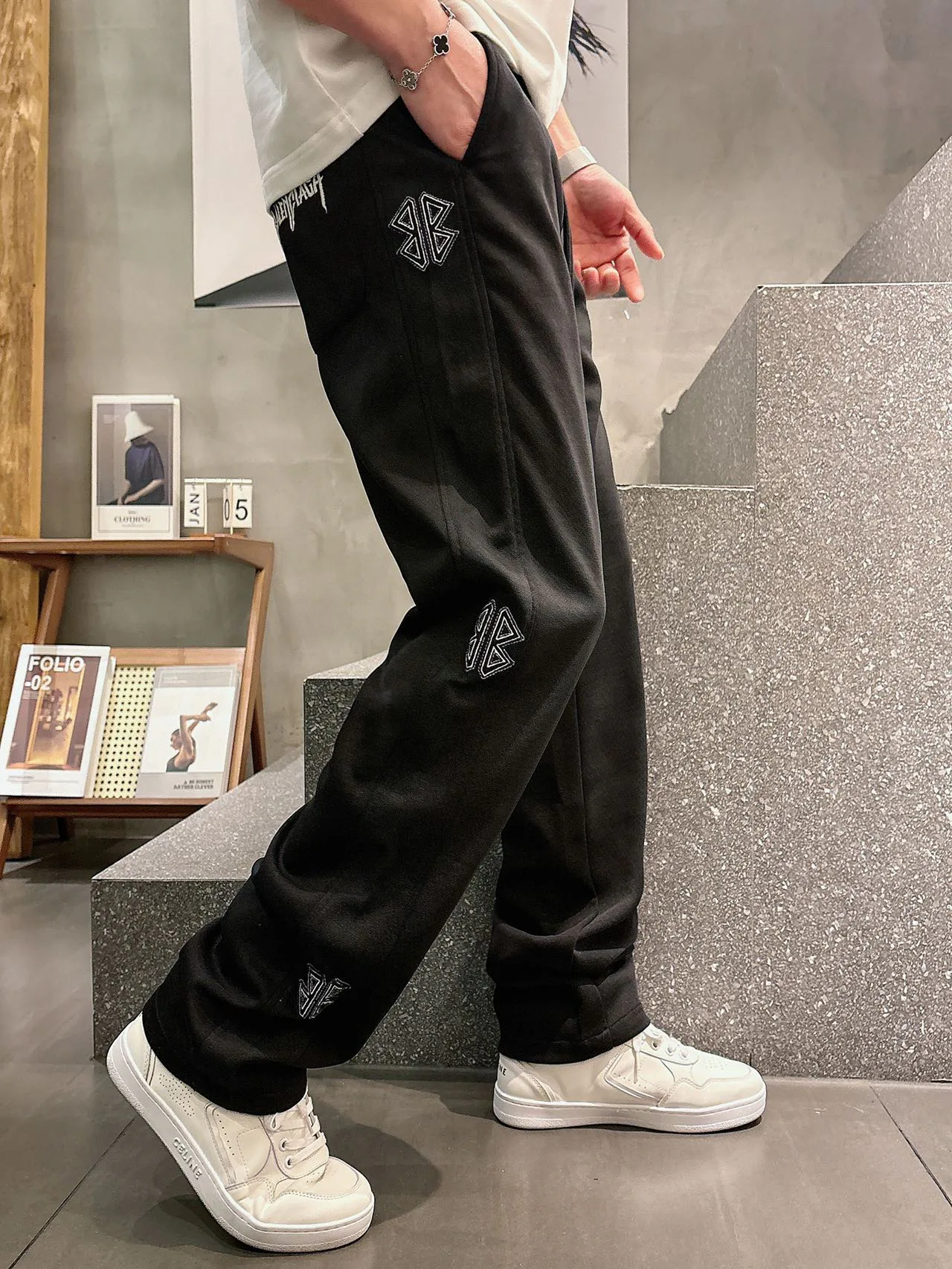 Брюки Мужские Balenciaga 13237714