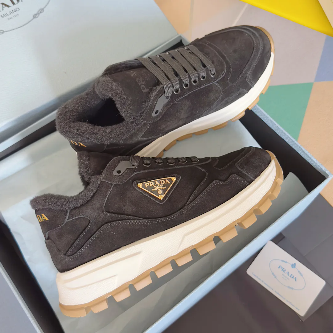 Кроссовки Женские Prada 194569