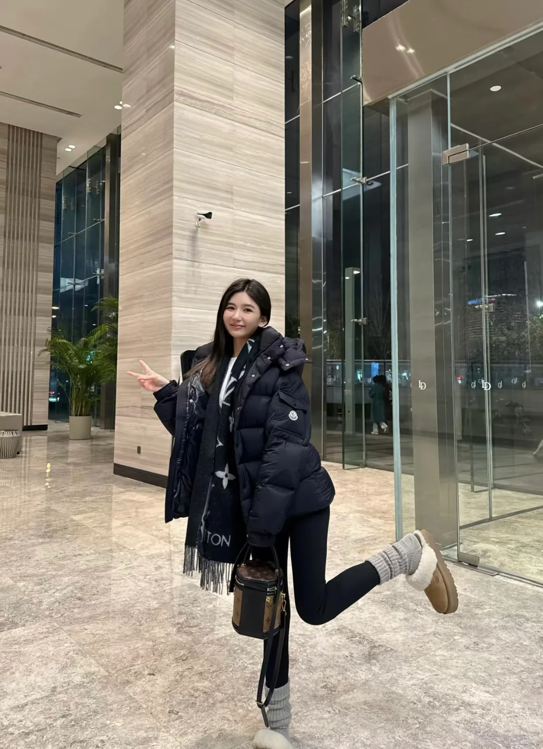 Куртки И Пуховики Женские Moncler 20031669
