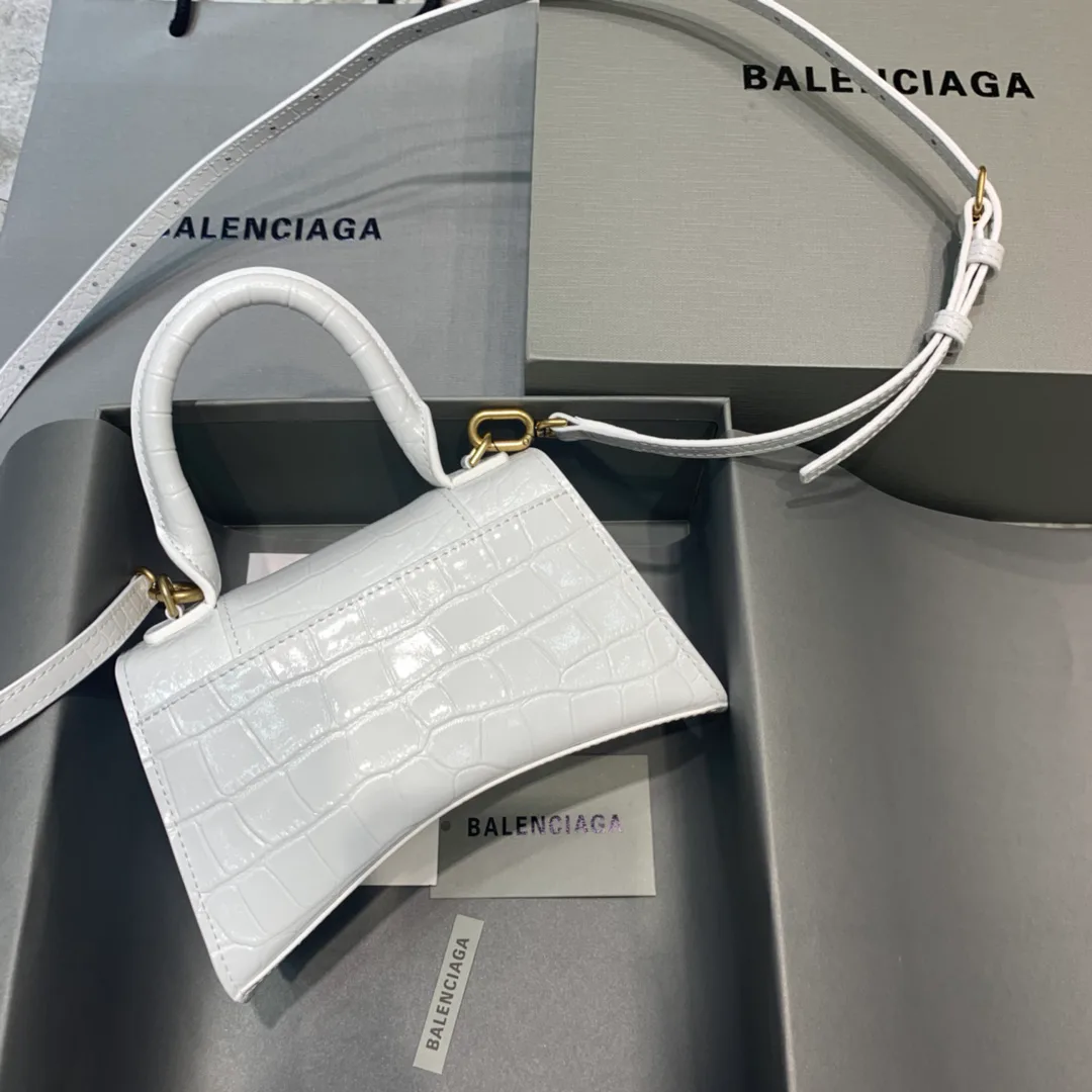 Классические Сумки Женские Balenciaga 17359753