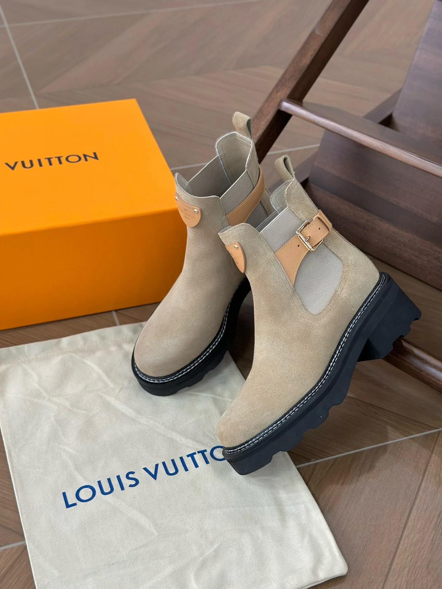 Ботинки Женские Louis Vuitton 5295258