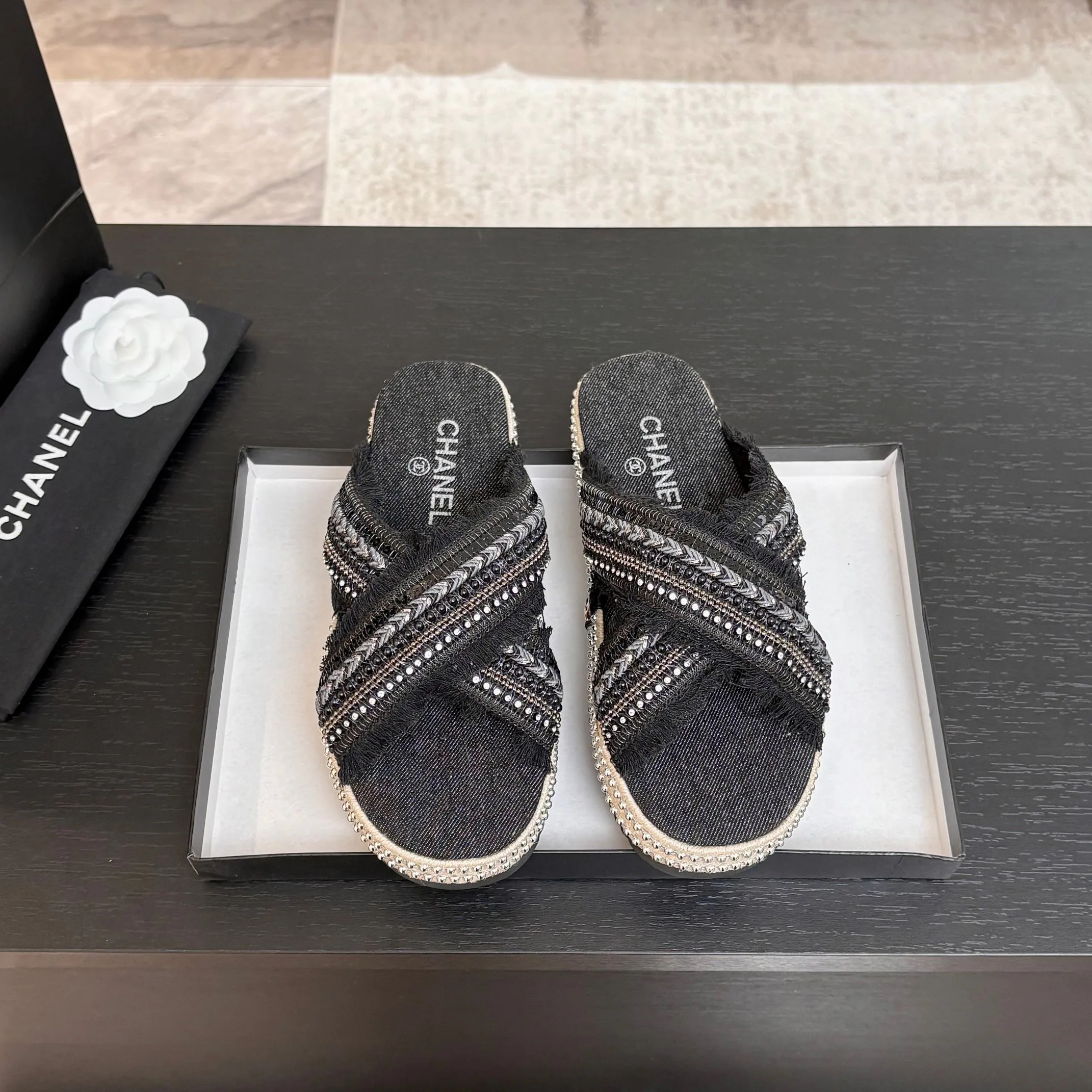 Шлепанцы Женские Chanel 14117