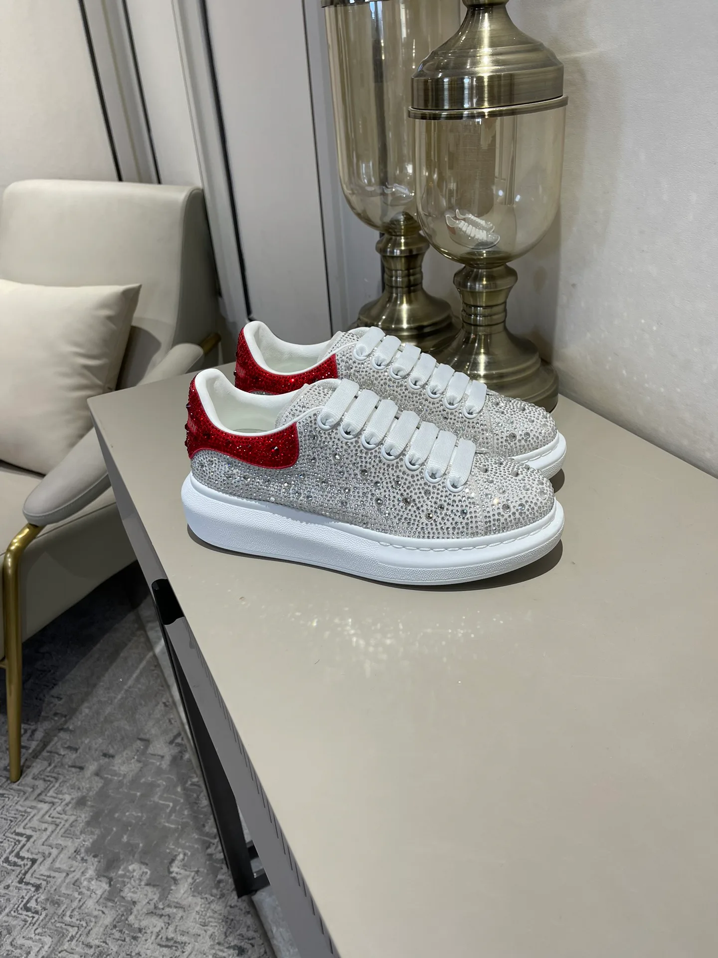 Кроссовки Женские Alexander Mcqueen 3446188