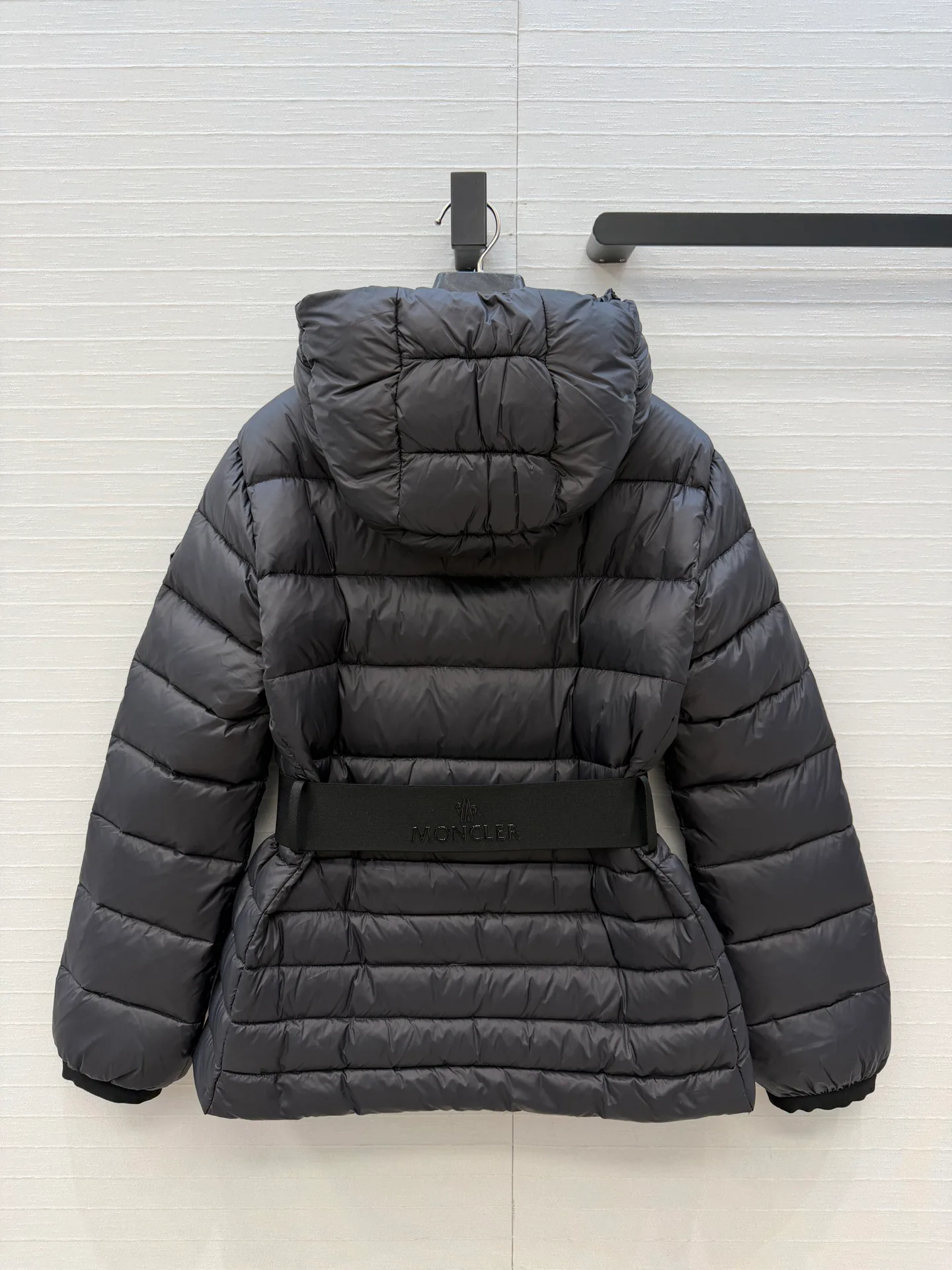 Куртки И Пуховики Женские Moncler 18277313