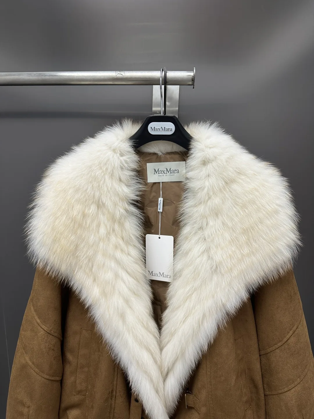 Куртки И Пуховики Женские Max Mara 18702434