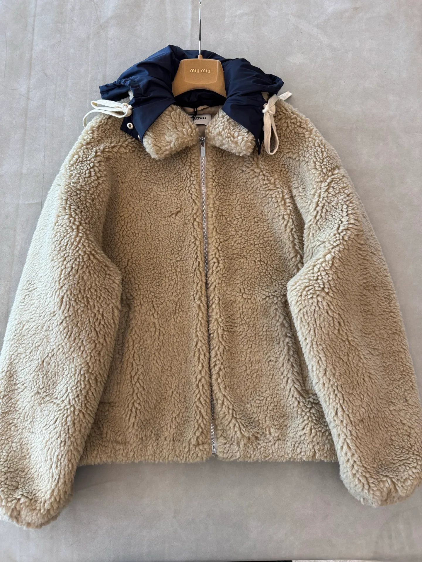 Куртки И Пуховики Женские Miu Miu 18829815