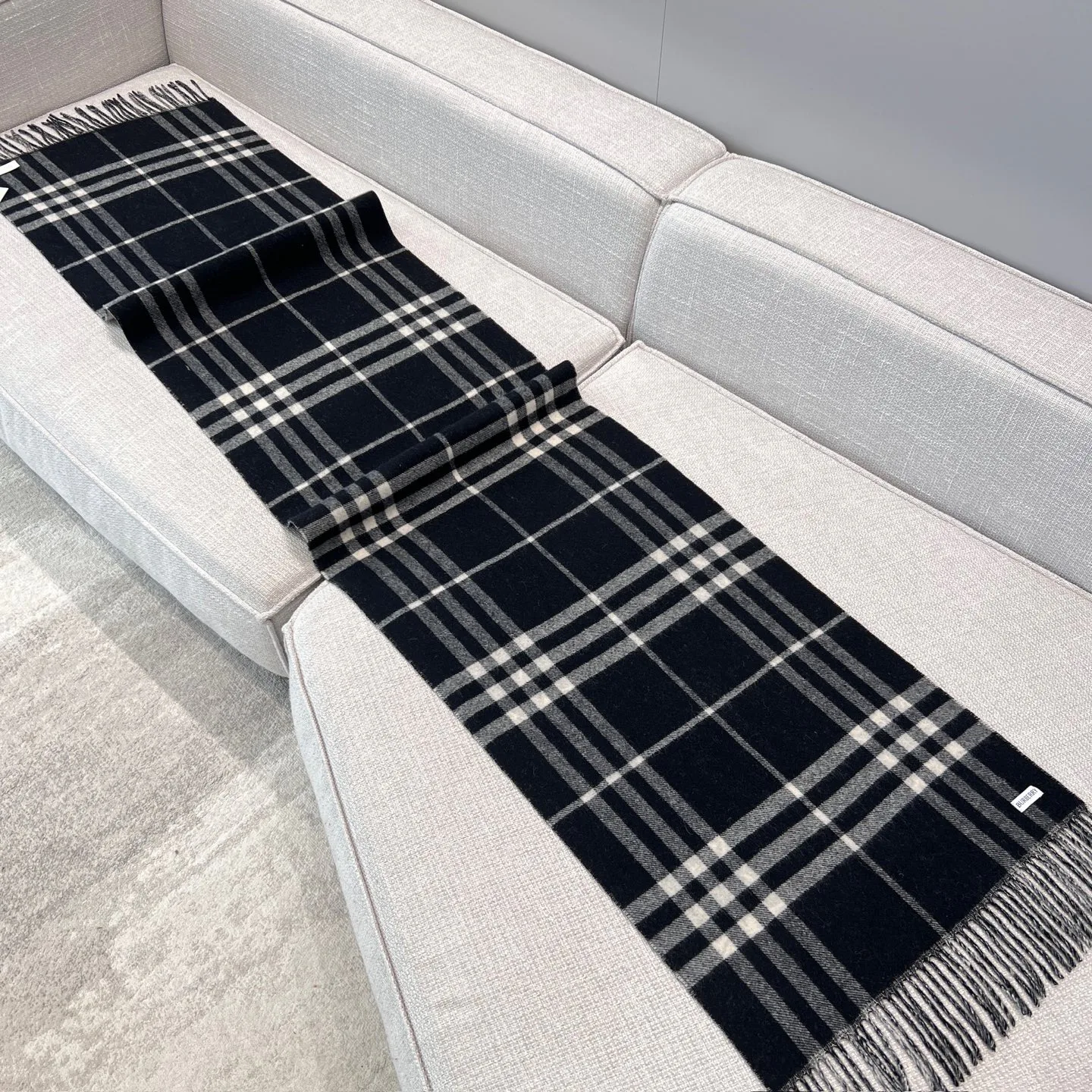 Шарфы Burberry 386410