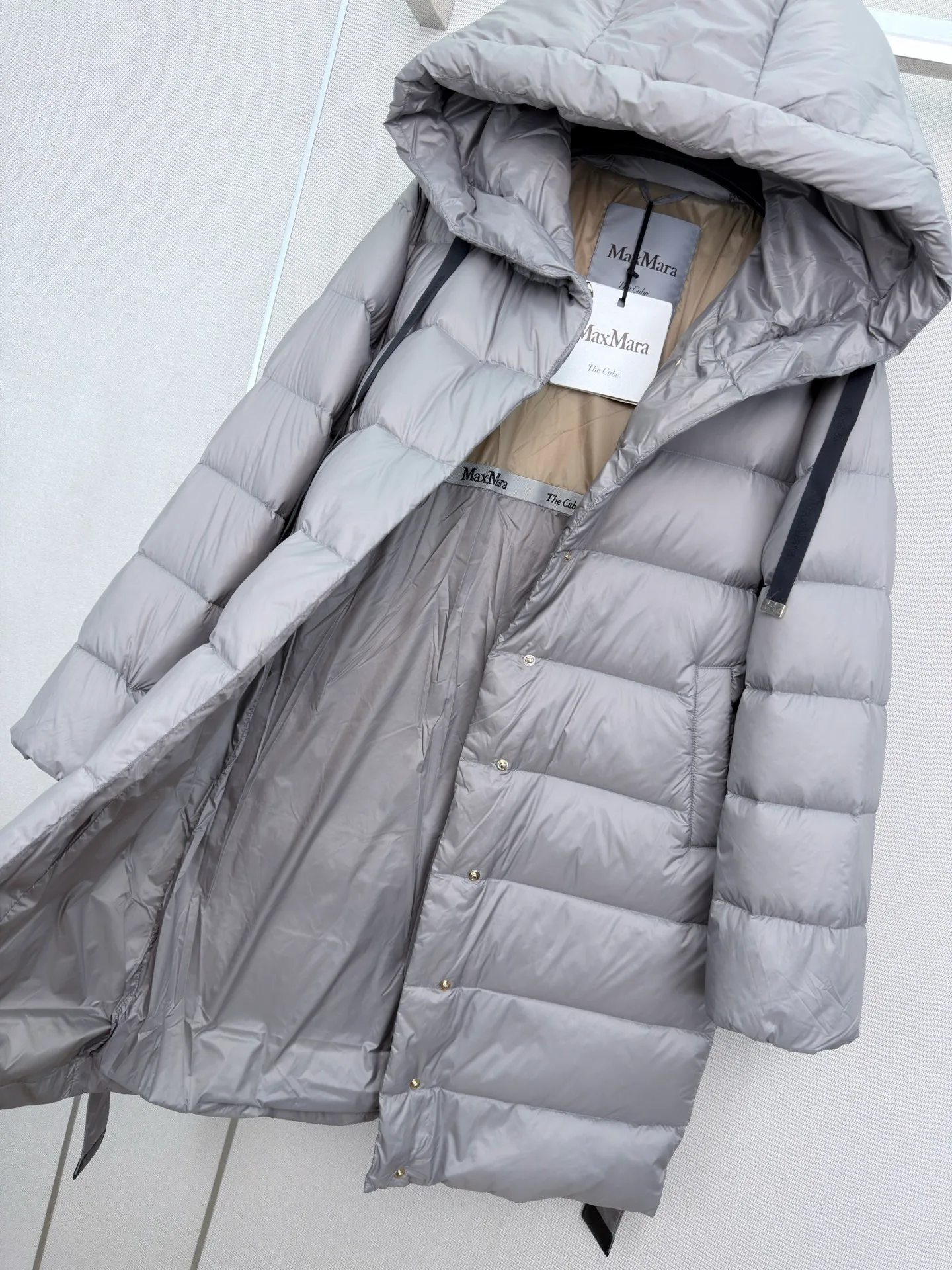 Куртки И Пуховики Женские Max Mara 18108337