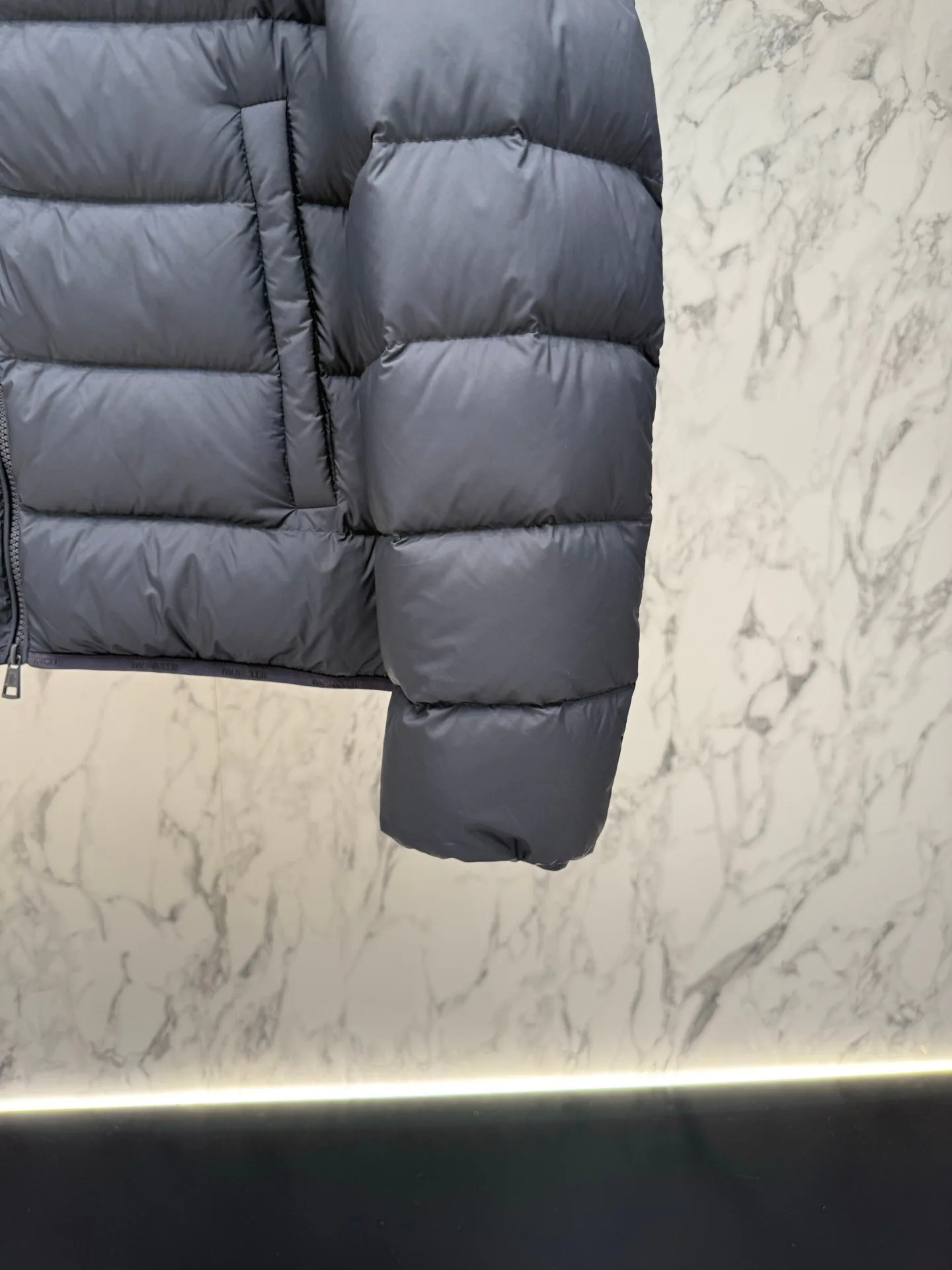 Куртки И Пуховики Женские Moncler 18129801