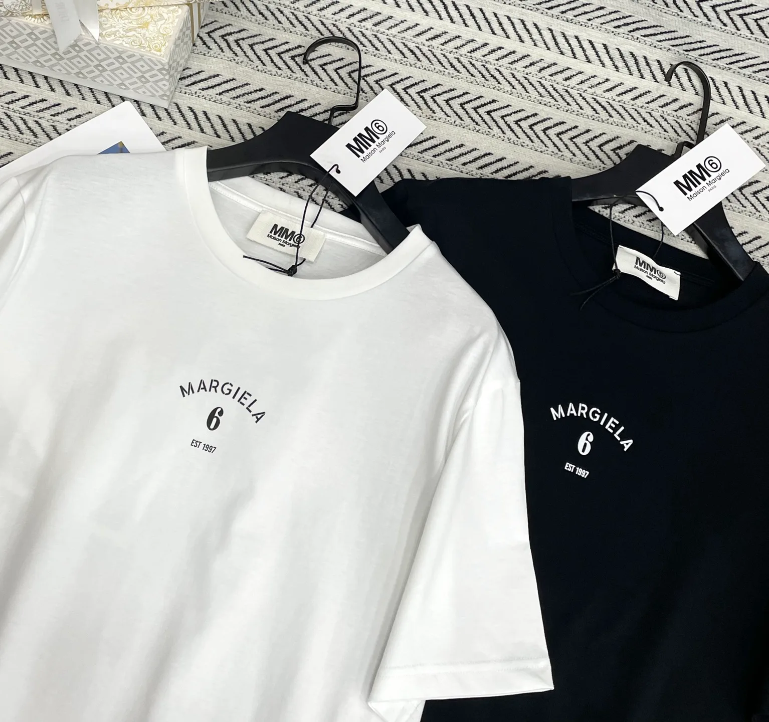 Футболки Женские Maison Margiela 11639761