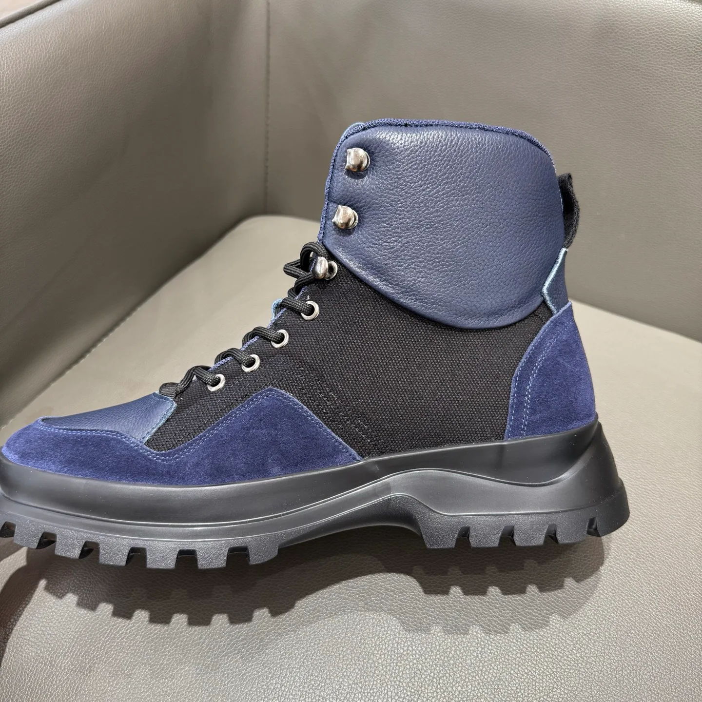 Кроссовки Мужские Salvatore Ferragamo 840392