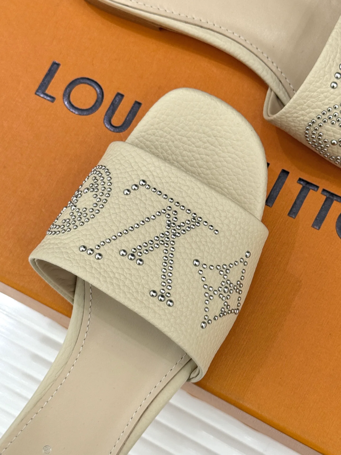Сандалии Женские Louis Vuitton 2661028