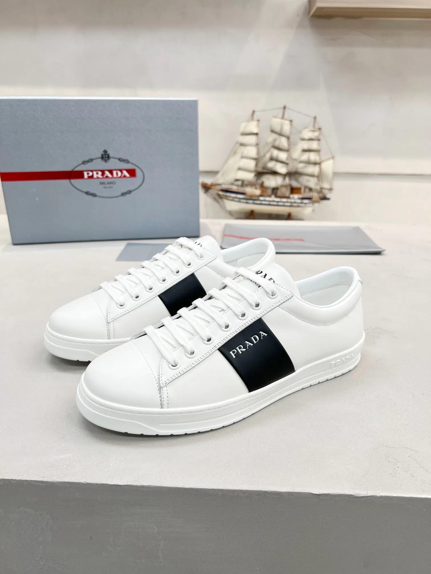 Лоферы И Туфли Мужские Prada 11670903