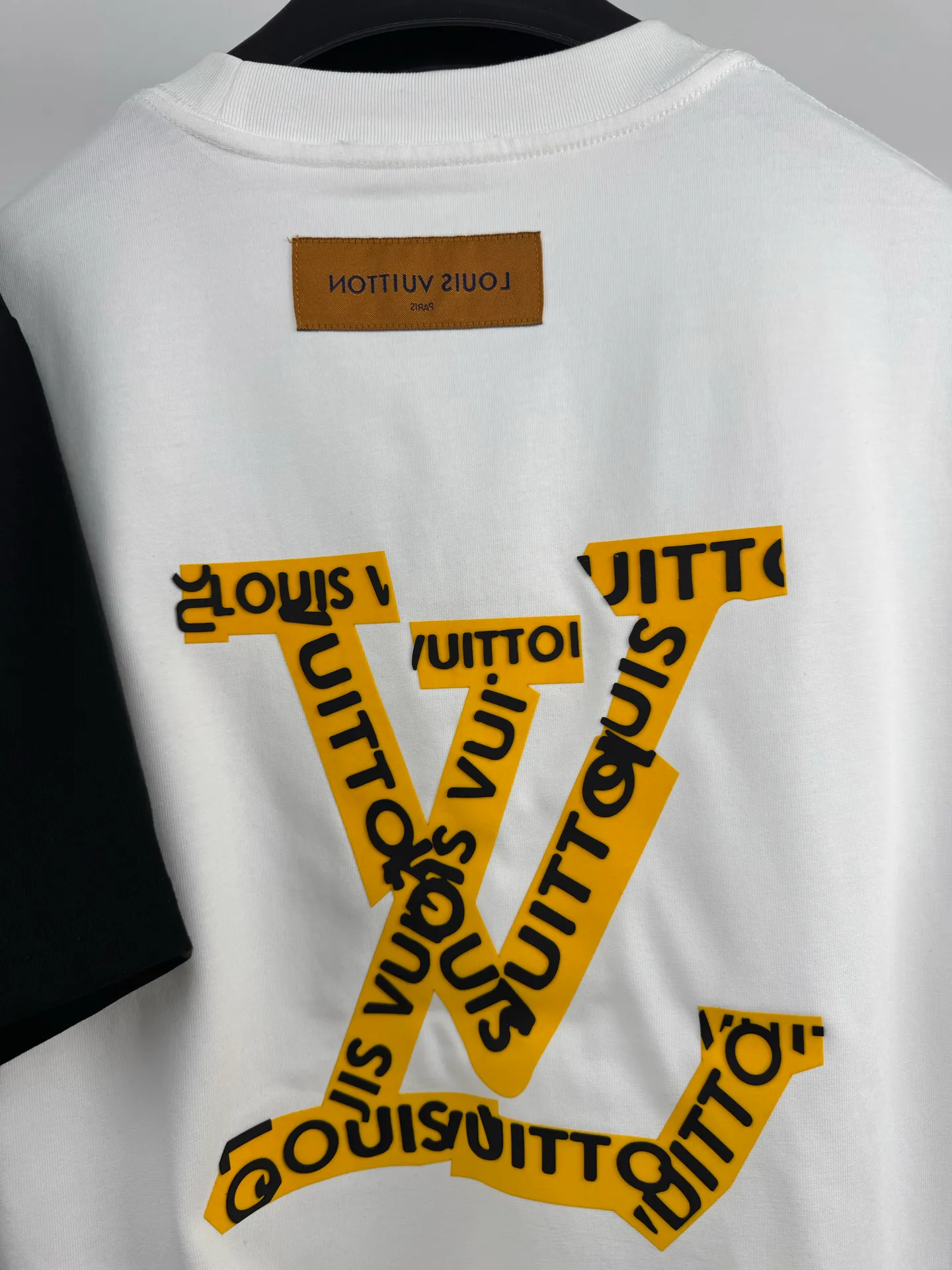 Футболки Женские Louis Vuitton 20412