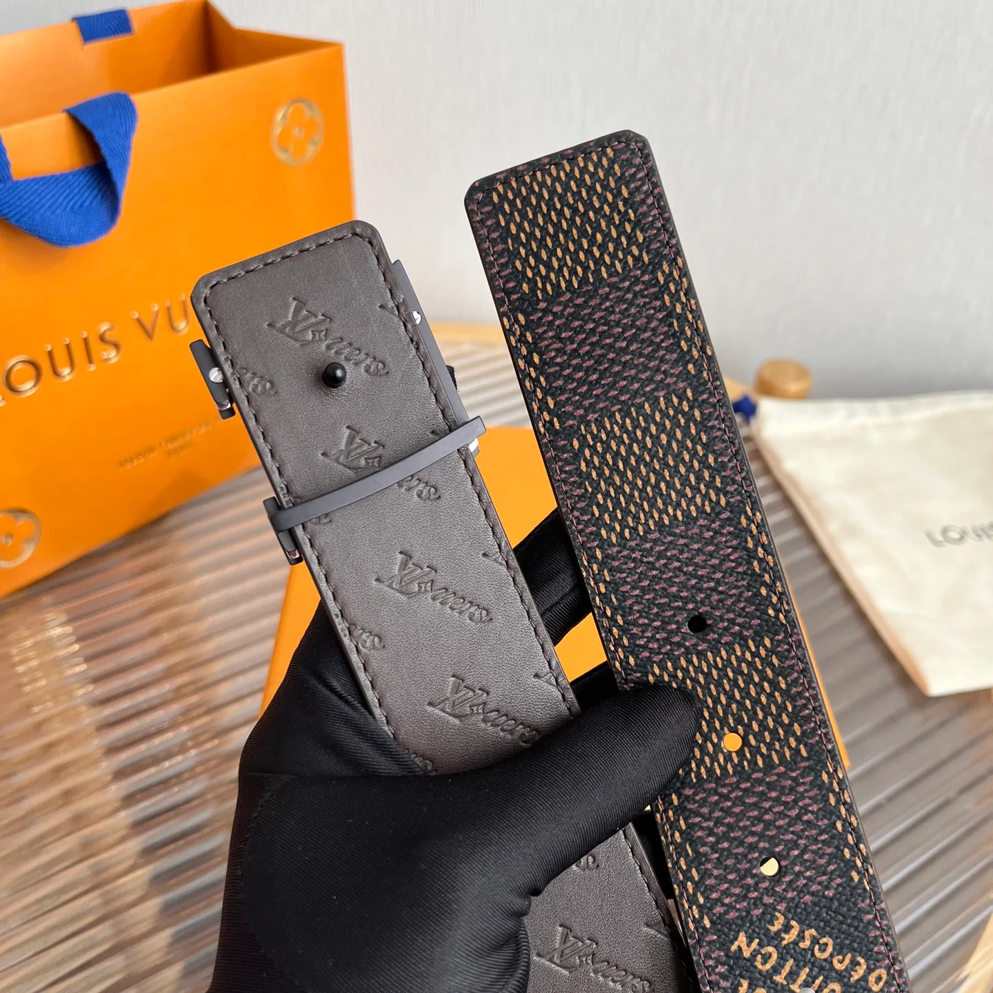 Ремни Louis Vuitton 10399064
