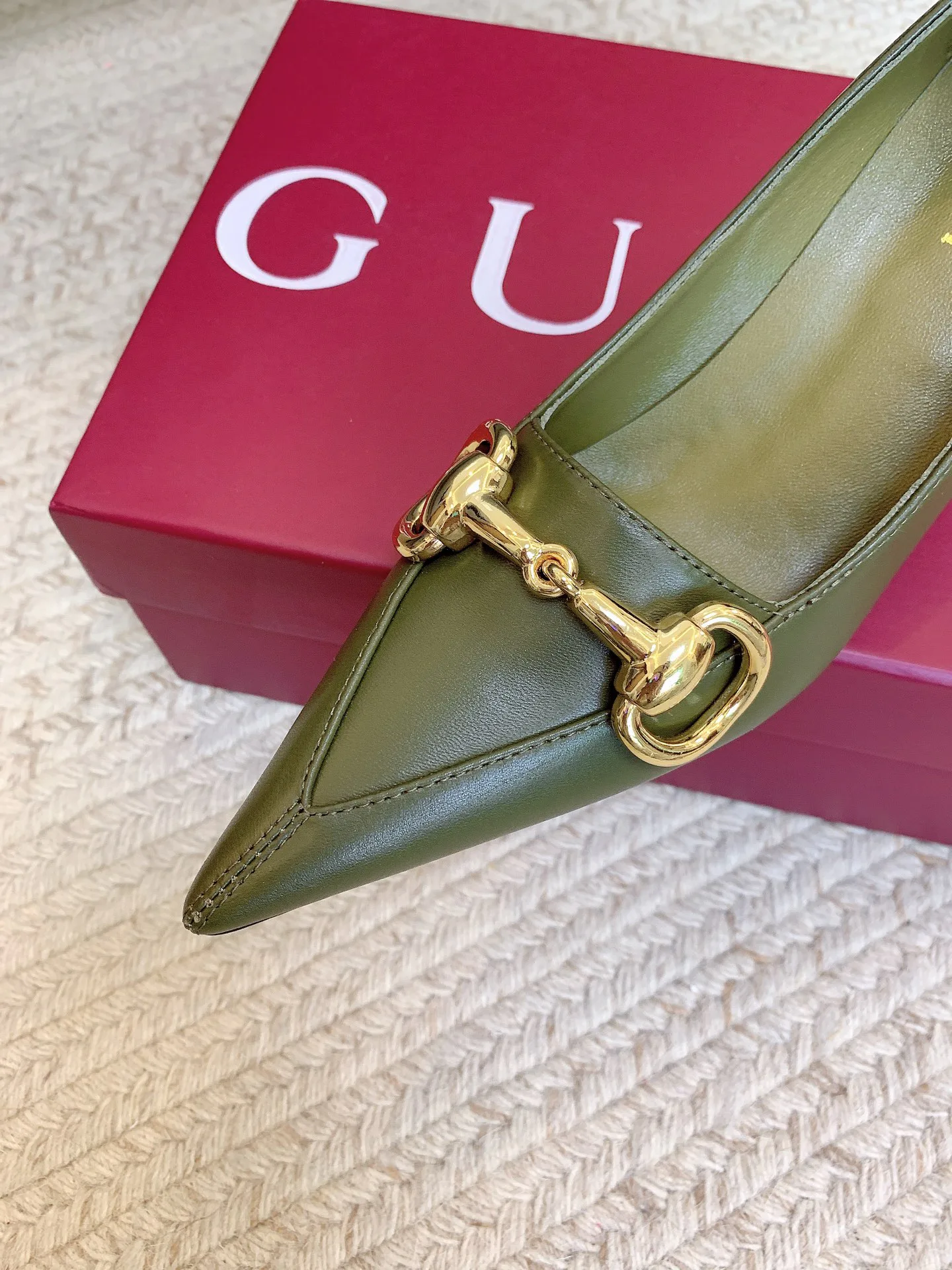 Туфли Женские Gucci 17656669
