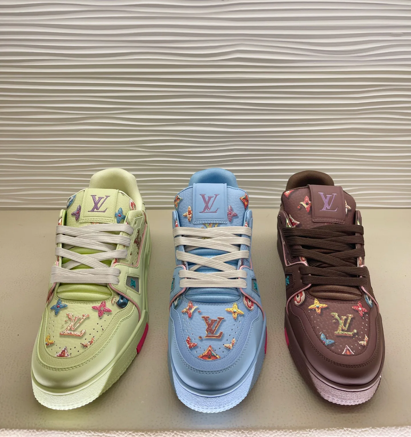 Кроссовки Женские Louis Vuitton 2224734