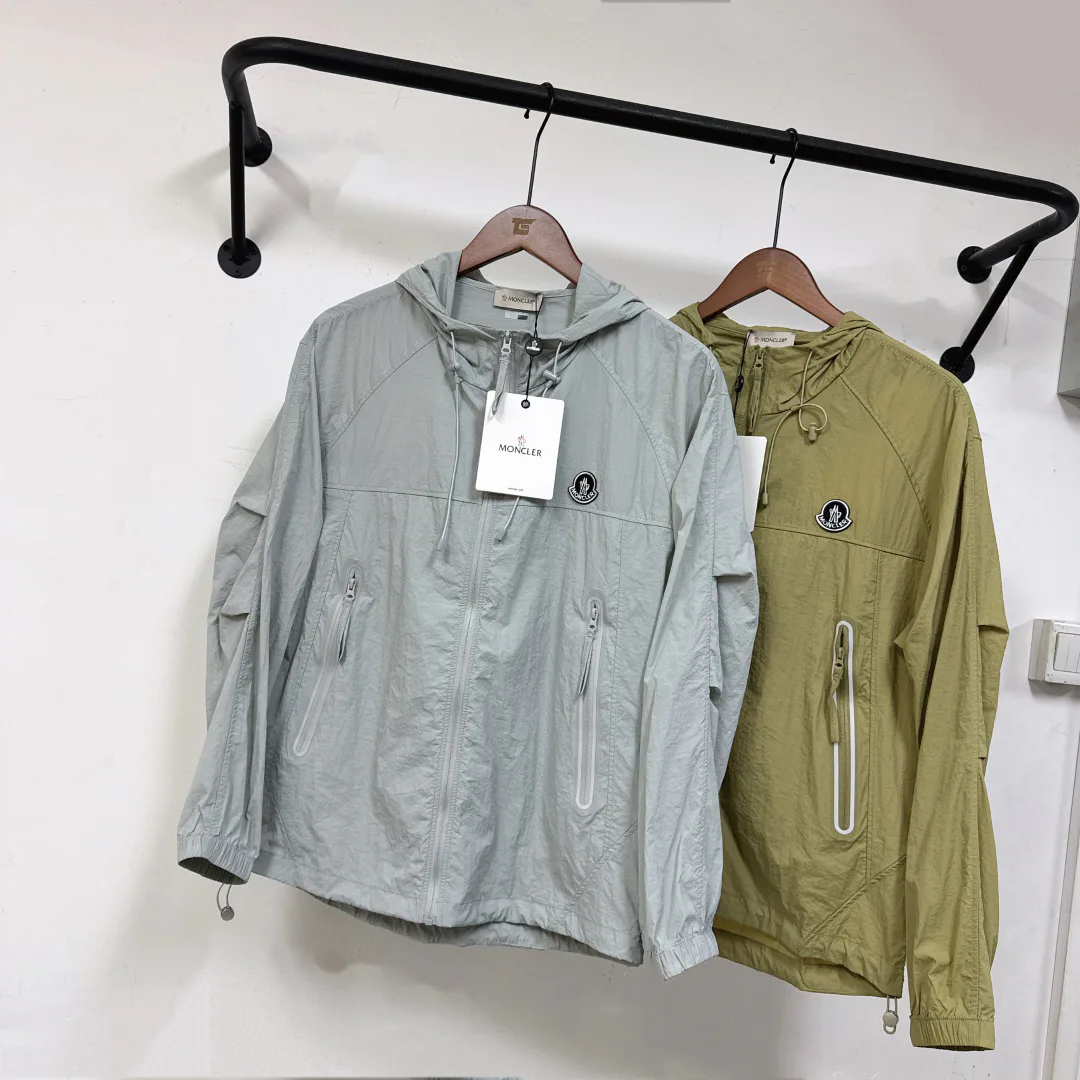 Куртки И Пуховики Мужские Moncler 17286060