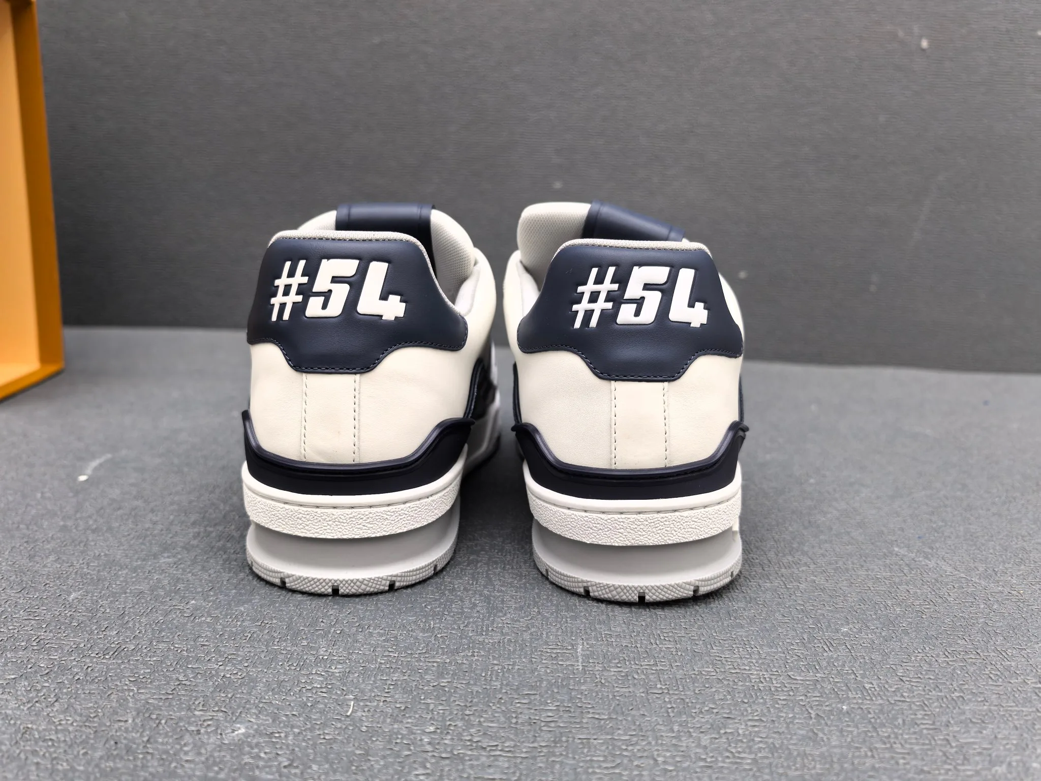 Кроссовки Мужские Louis Vuitton 77437