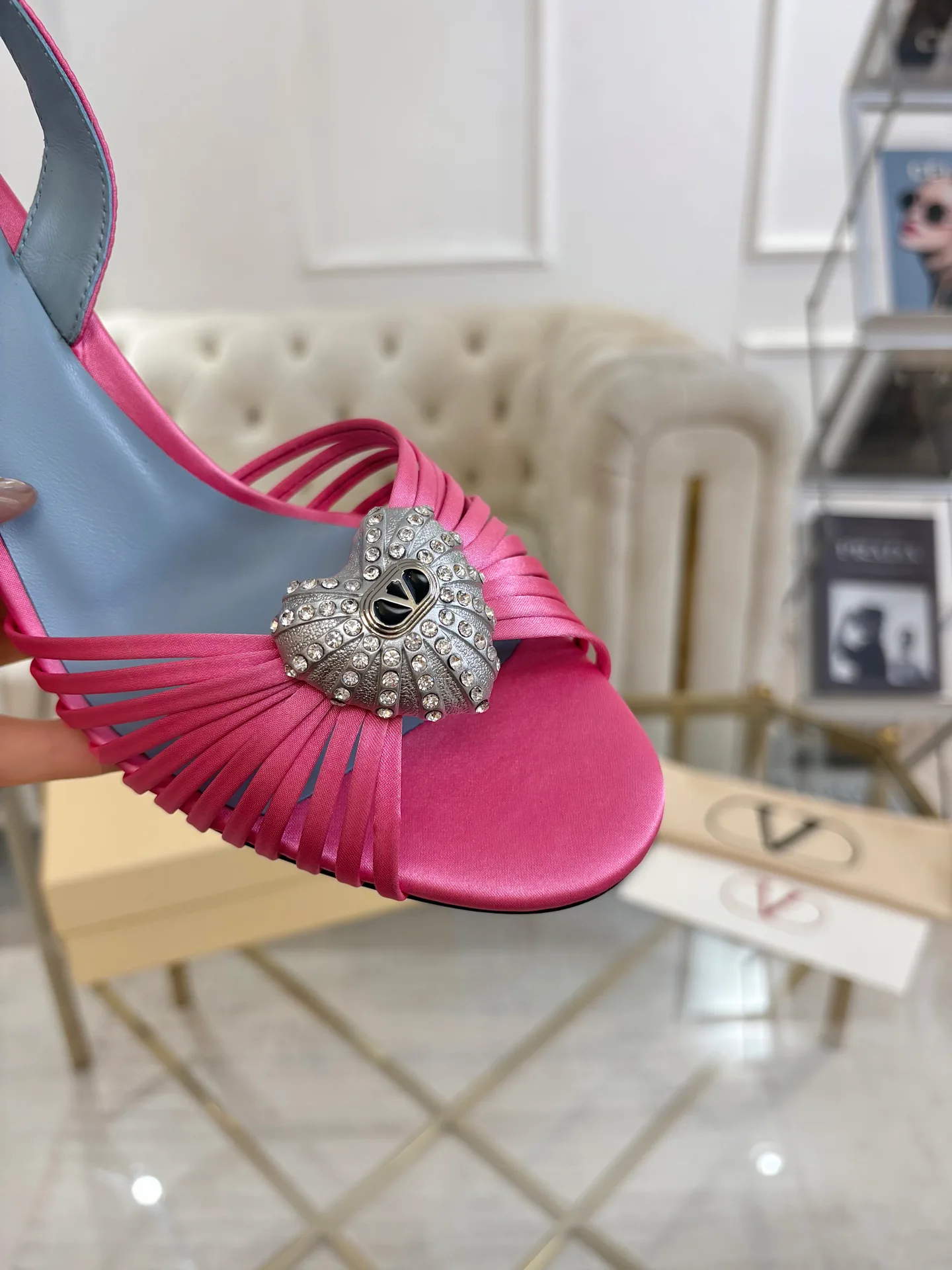 Босоножки Женские Valentino 18135270