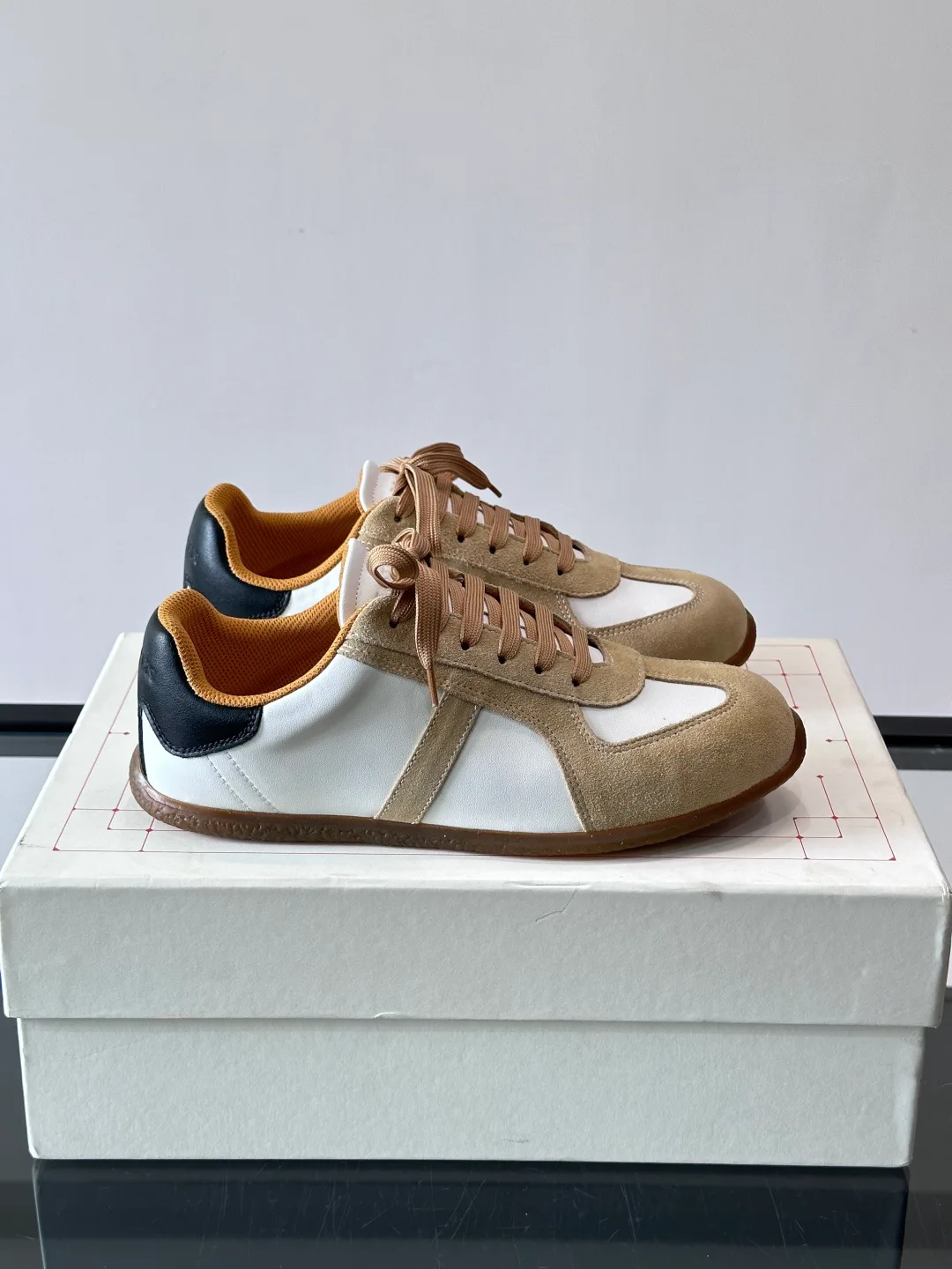 Кроссовки Женские Alexander Mcqueen 11170723