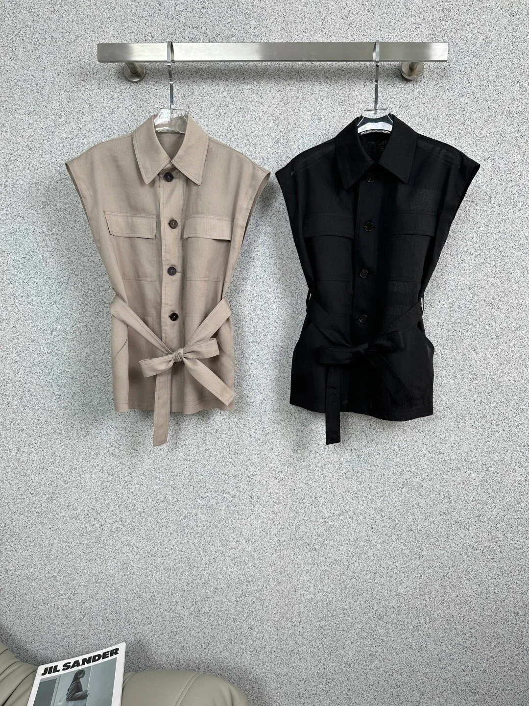 Жилеты Женские Brunello Cucinelli 11273187