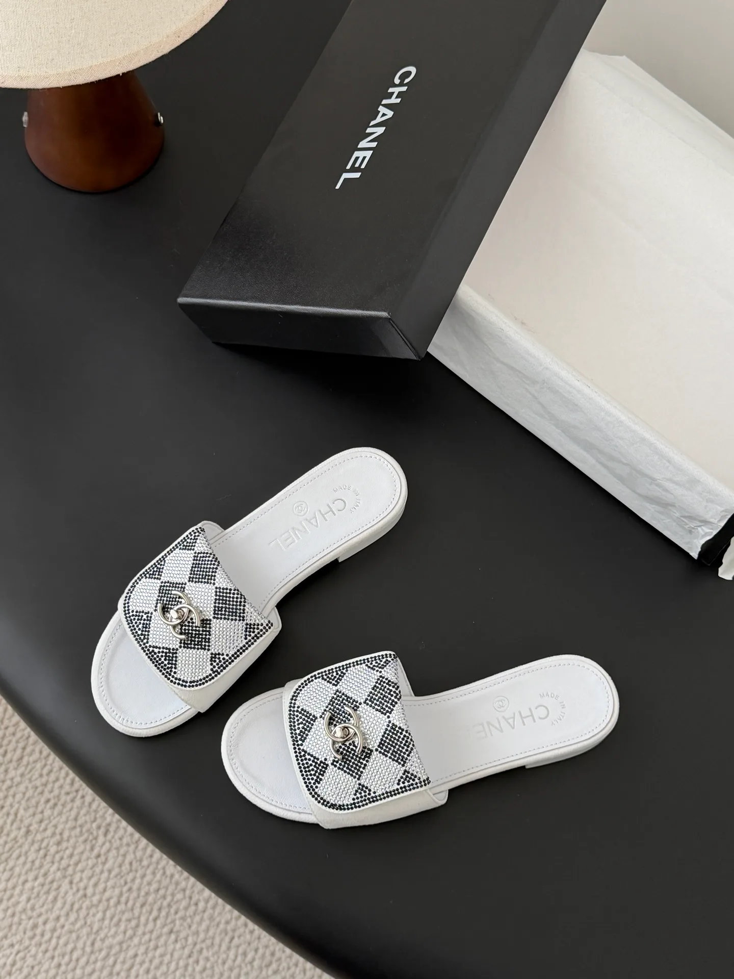 Шлепанцы Женские Chanel 1818743