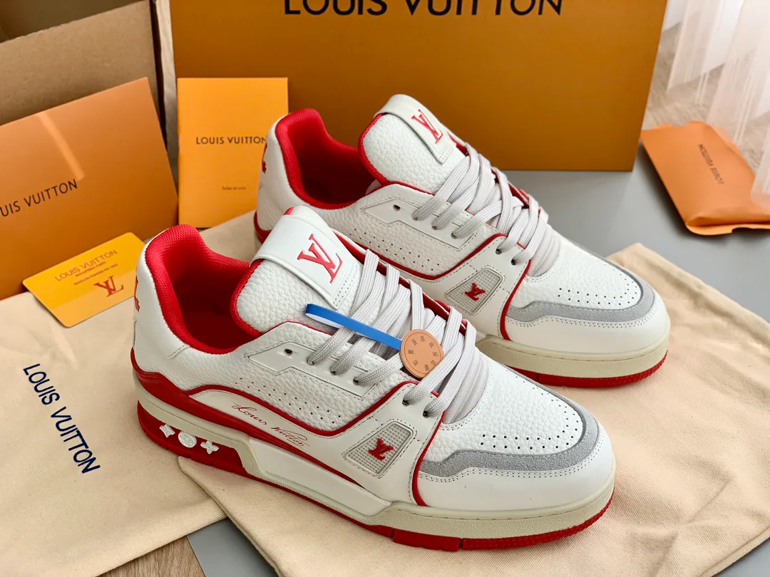 Кроссовки Женские Louis Vuitton 18014142