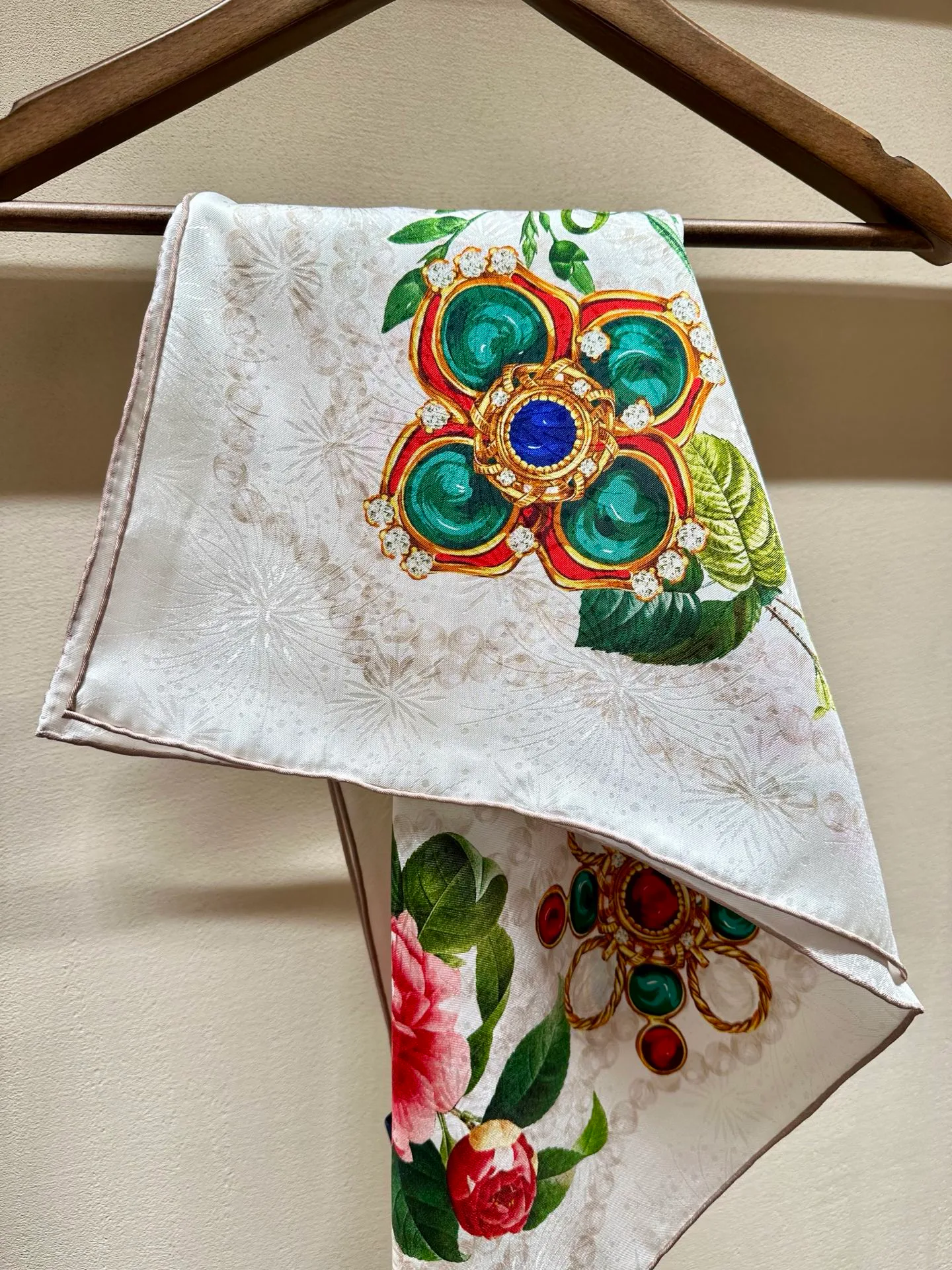 Платки Chanel 11445224