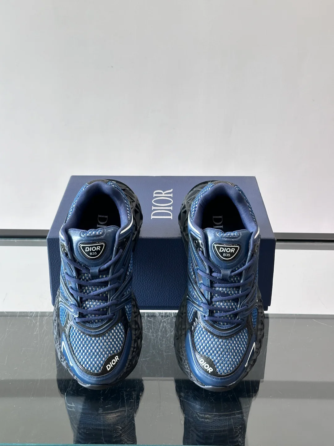 Кроссовки Женские Christian Dior 18102568