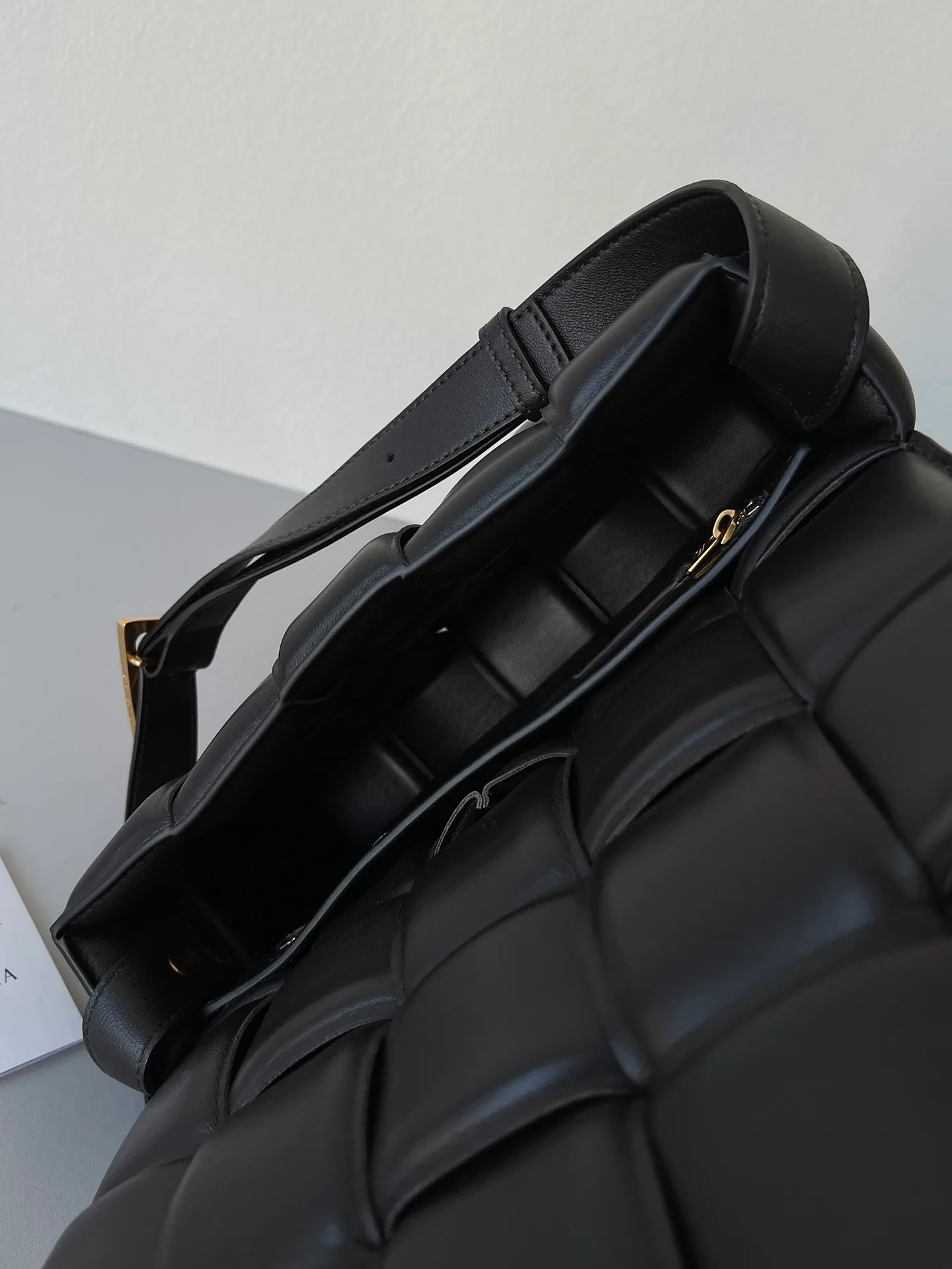 Классические Сумки Женские Bottega Veneta 5759325