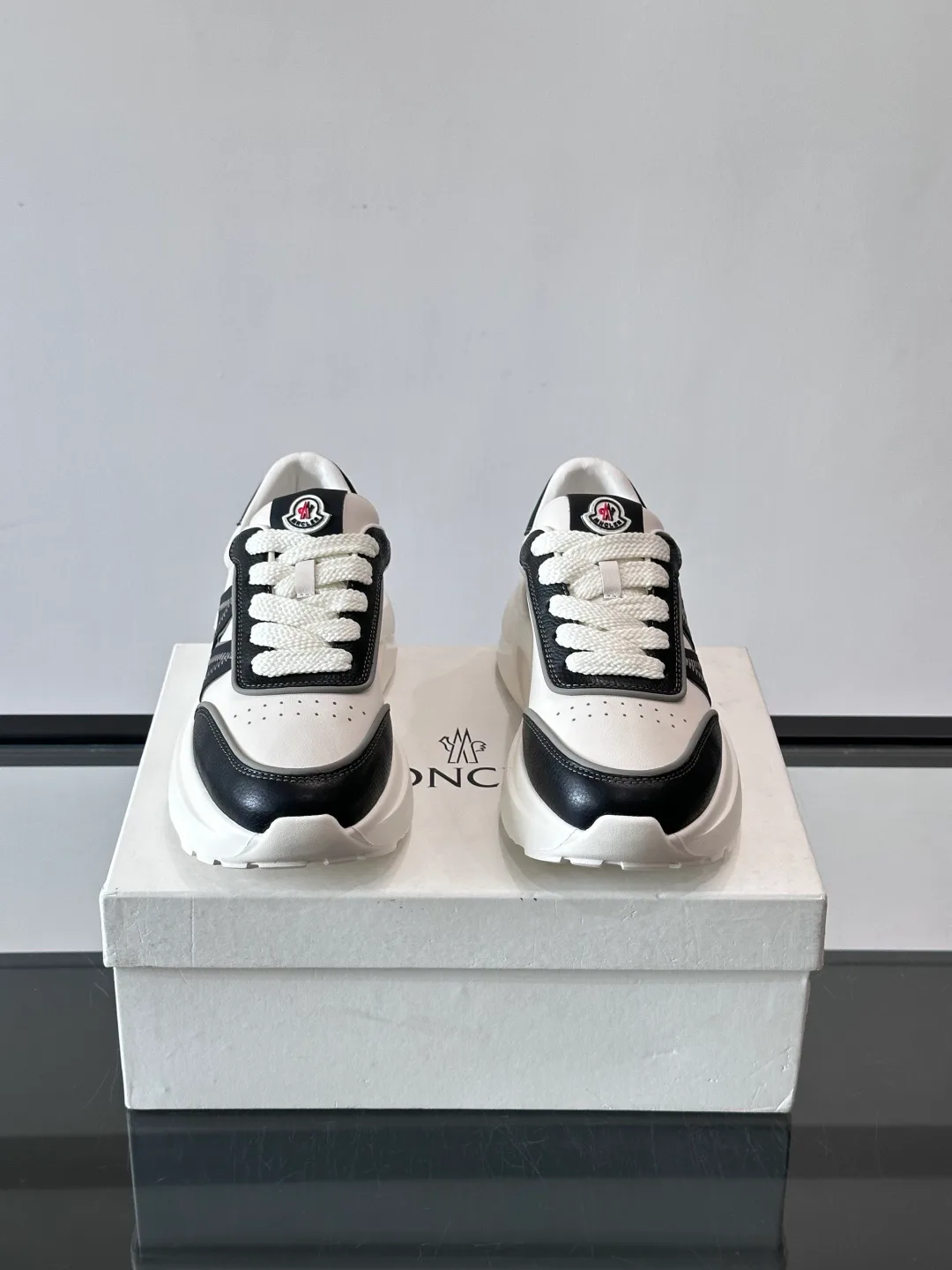 Кроссовки Женские Moncler 17498039