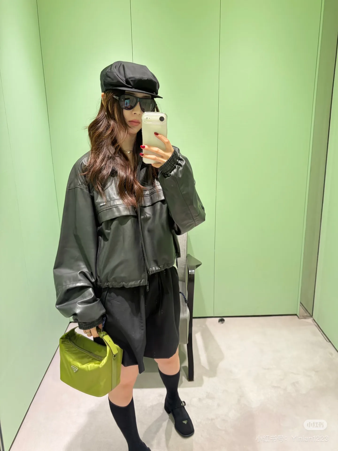 Кожаные Куртки И Дублёнки Женские Prada 18172848