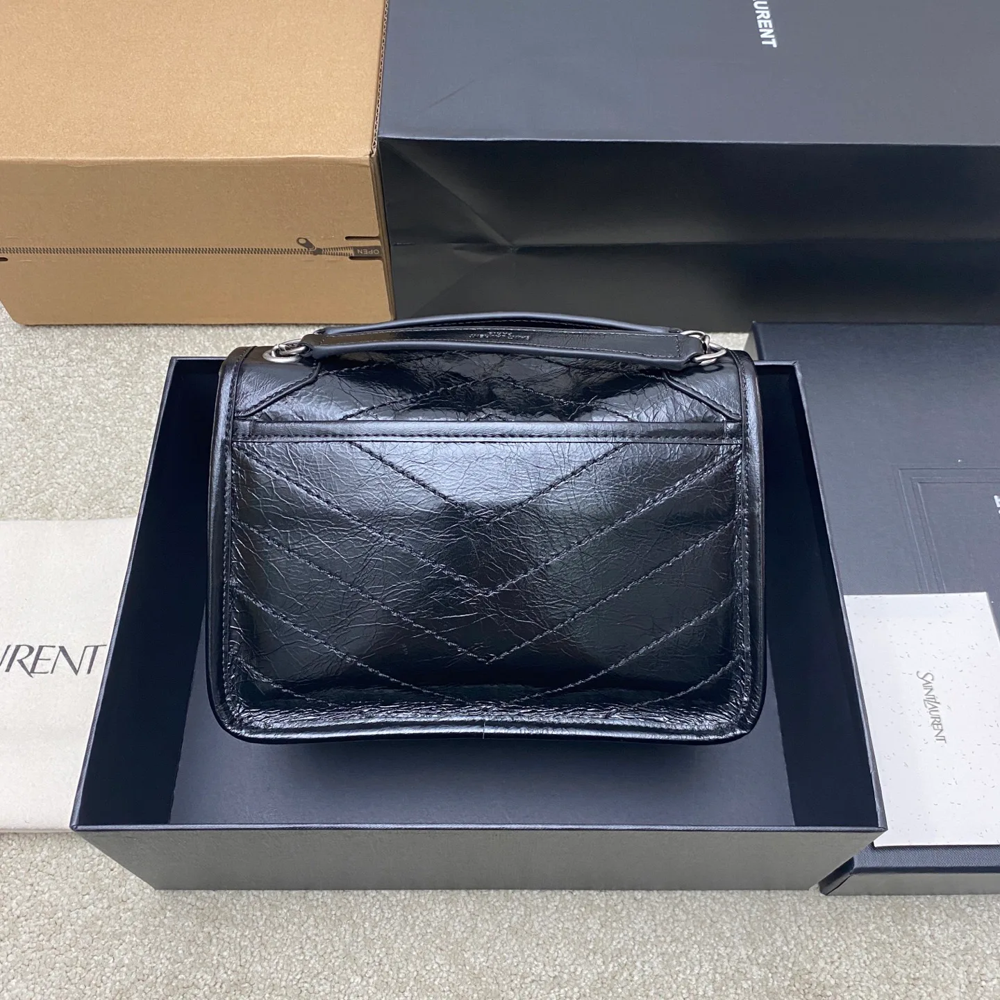Классические Сумки Женские Saint Laurent 11886308