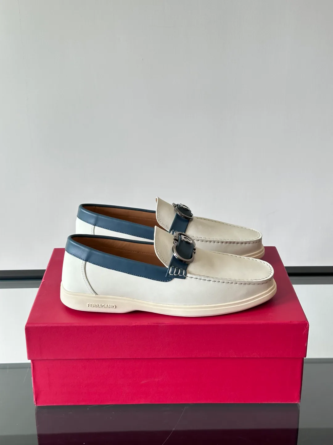 Мокасины Мужские Salvatore Ferragamo 23886