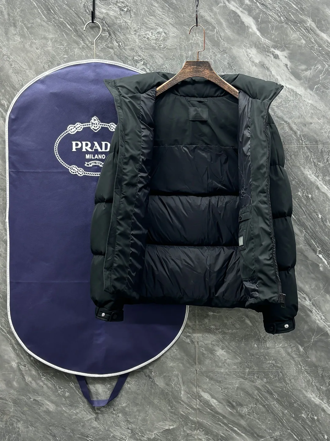 Куртки И Пуховики Мужские Prada 1826003