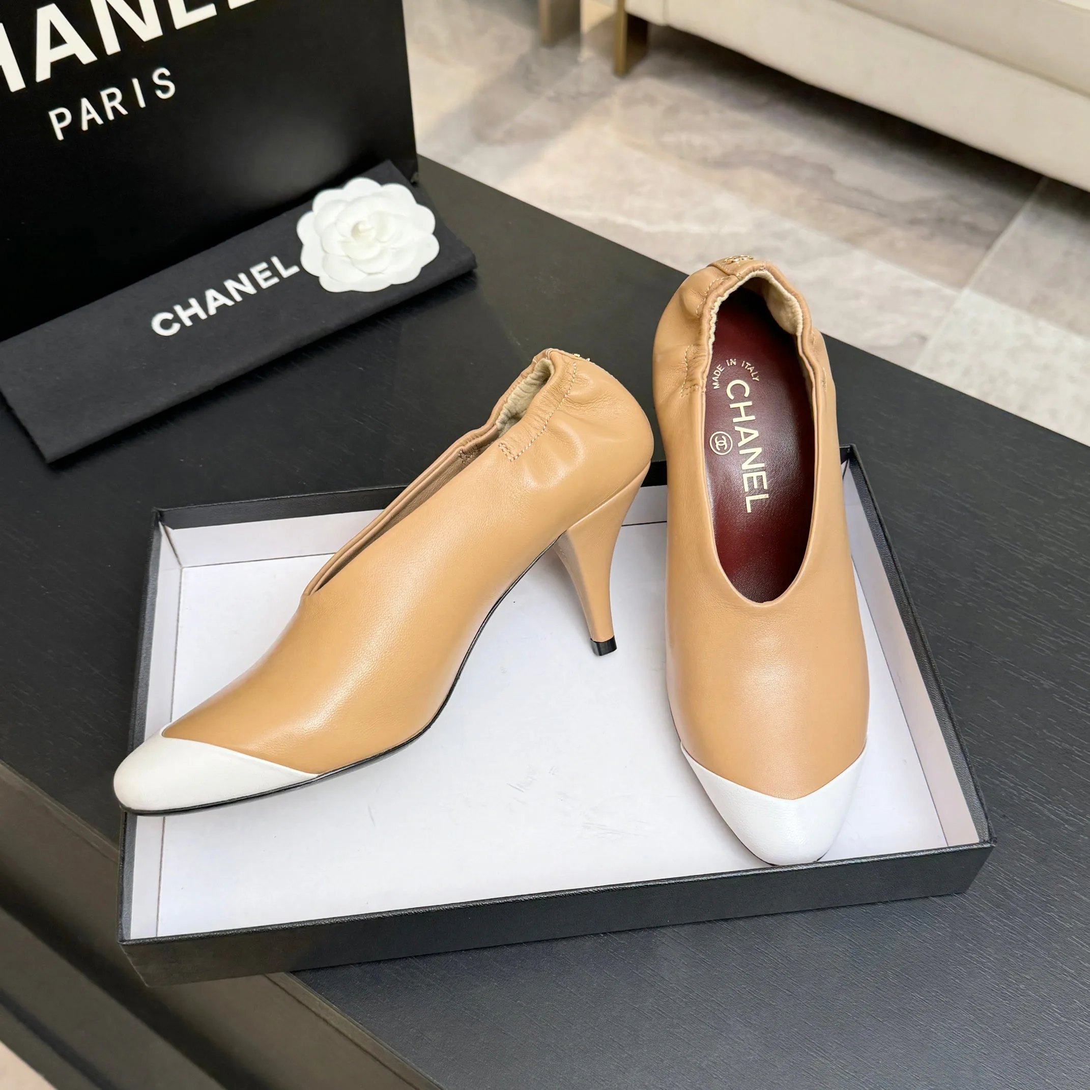 Туфли Женские Chanel 19339378