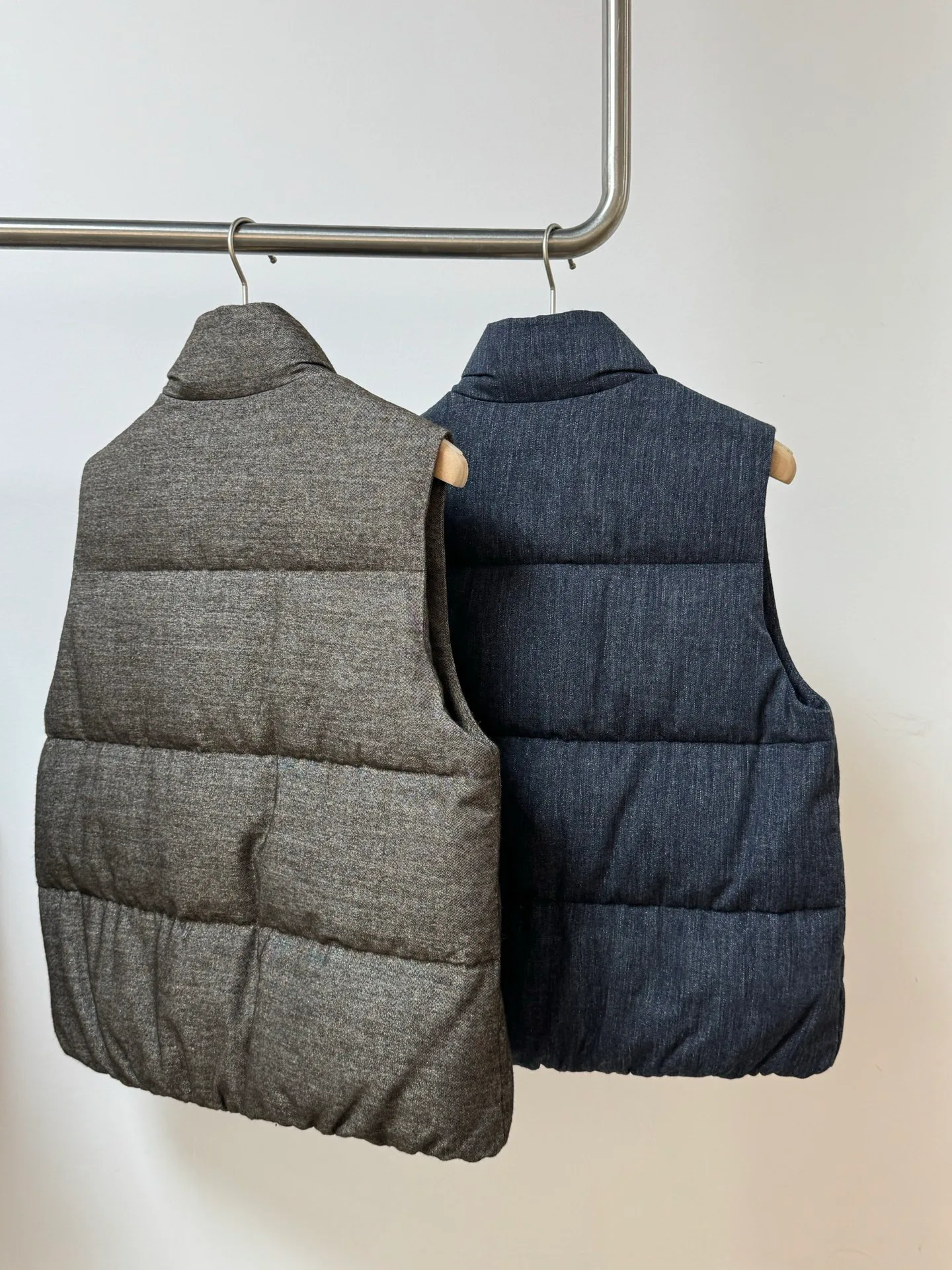 Жилеты Женские Brunello Cucinelli 18106260