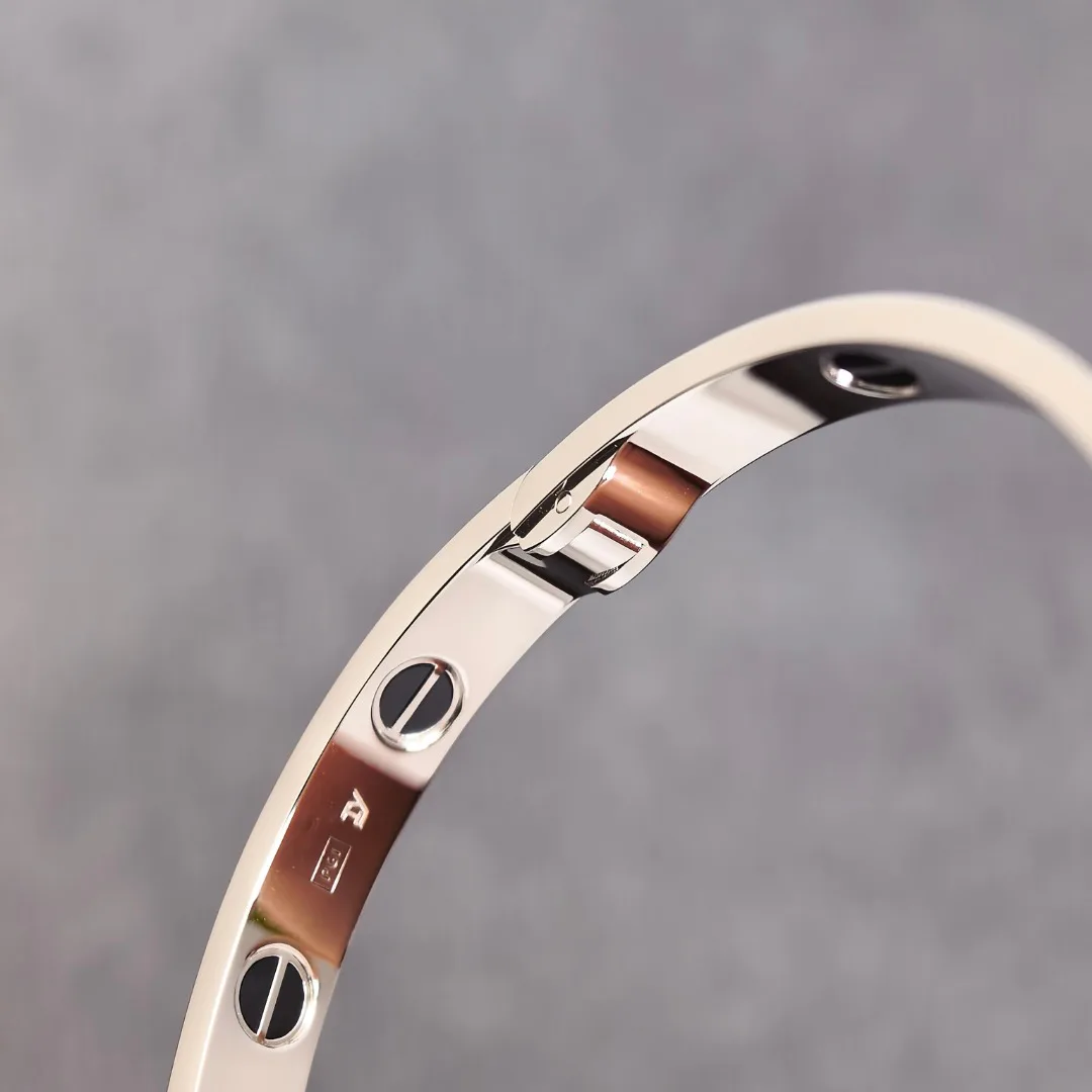 Бижутерия Cartier 18176900