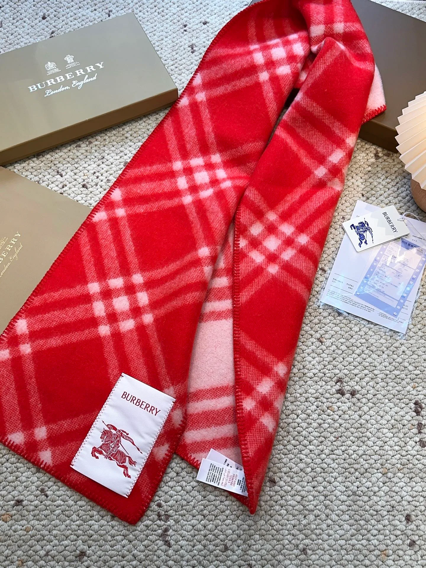 Шарфы Burberry 18401219