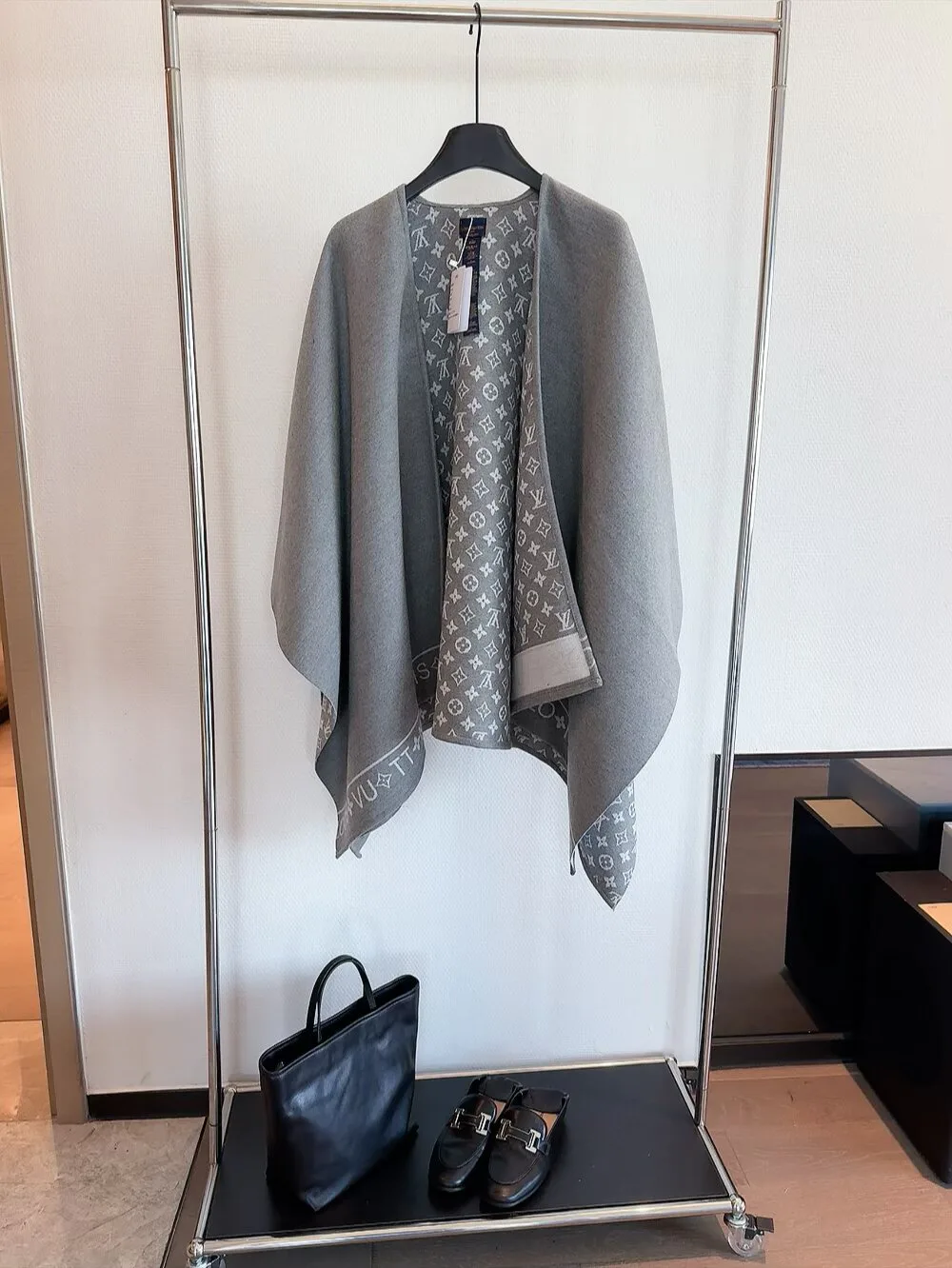 Пальто Женские Louis Vuitton 5073799