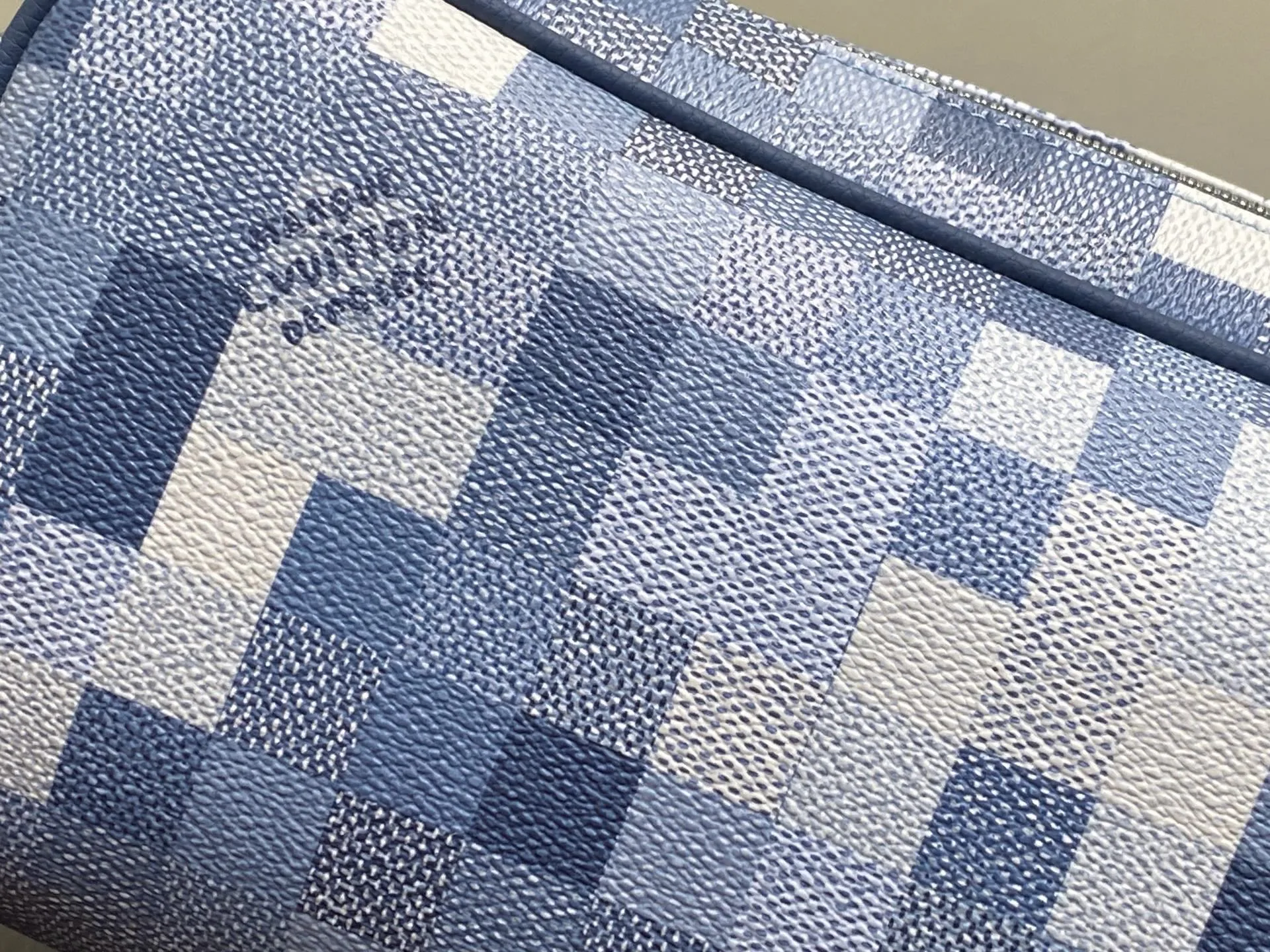 Дорожные Сумки Женские Louis Vuitton 14398854