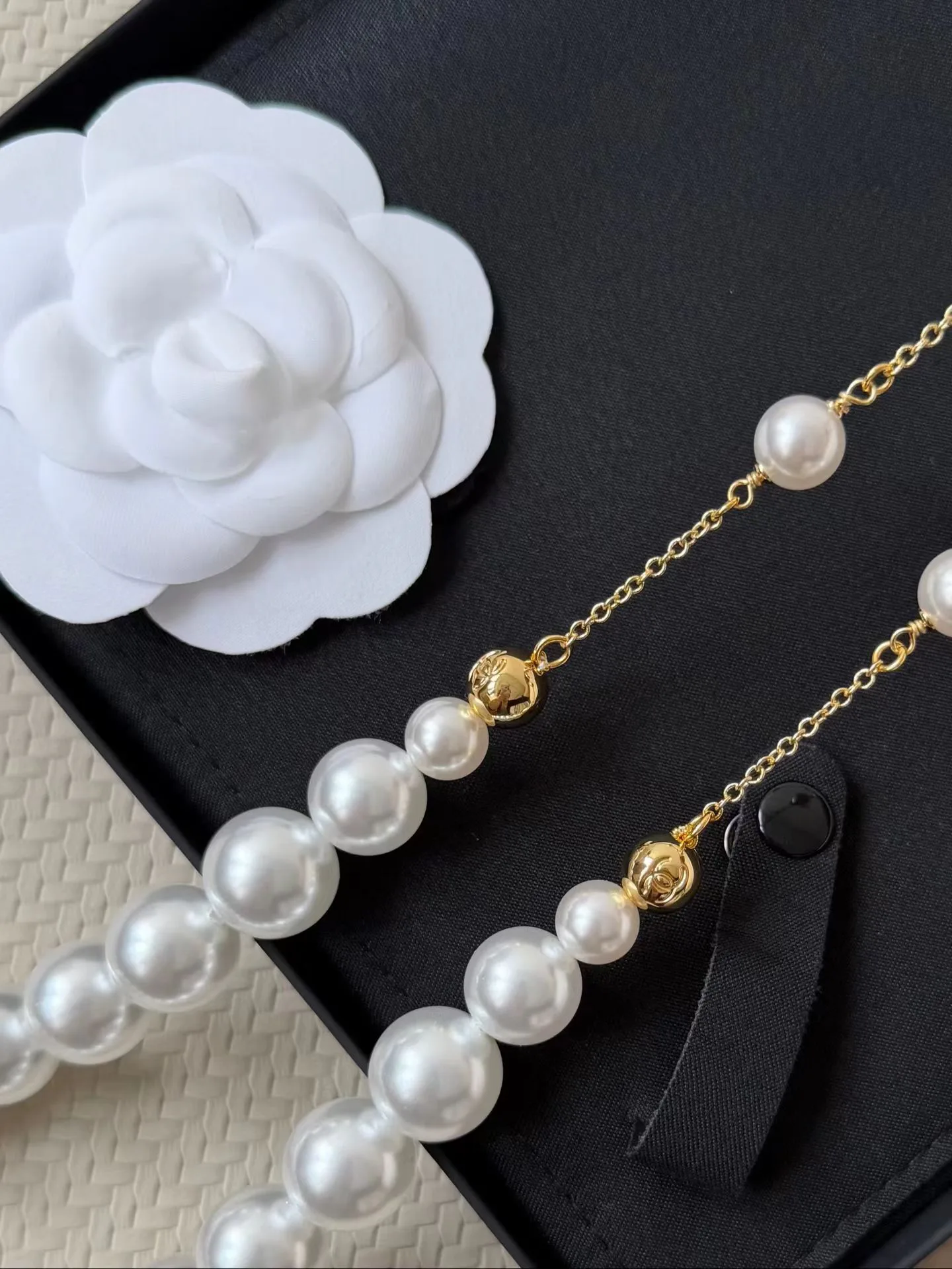 Бижутерия Chanel 18122526