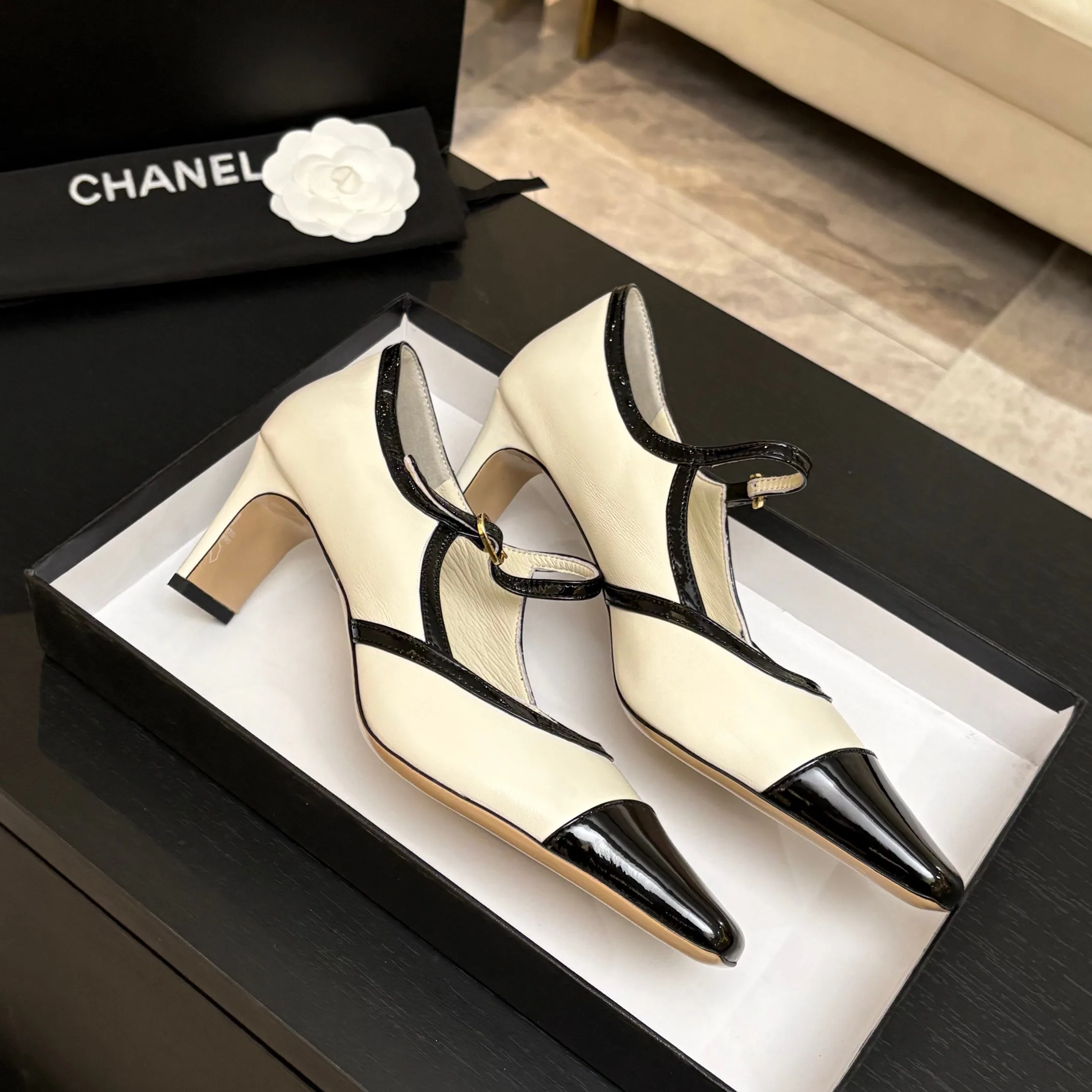 Туфли Женские Chanel 17448368